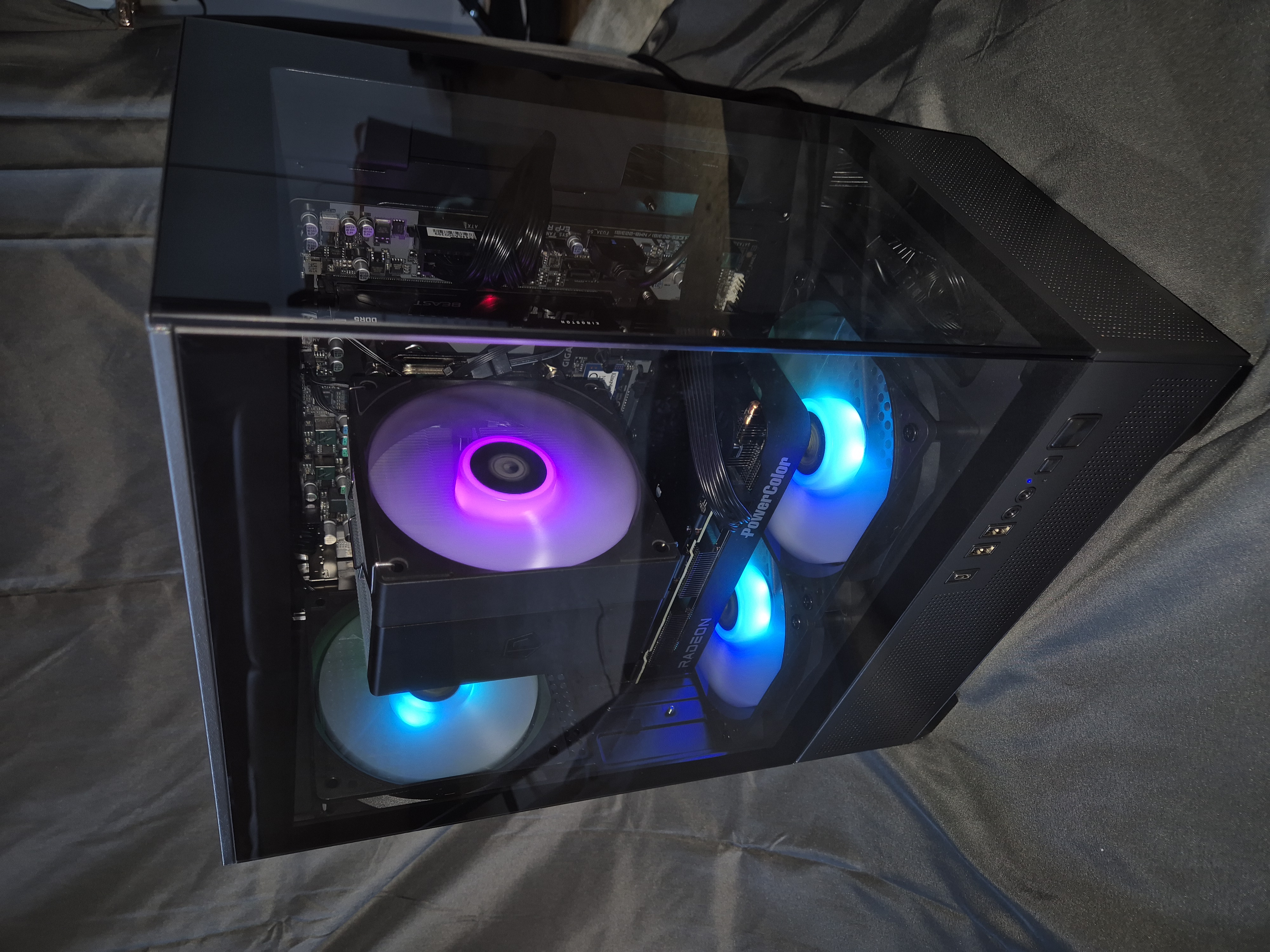 Ryzen 5 7500f & Radeon RX9060XT 16GB