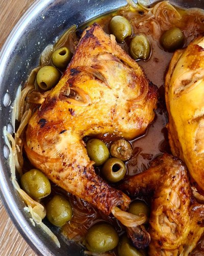 Poulet yassa - Cuisse de poulet aux olives