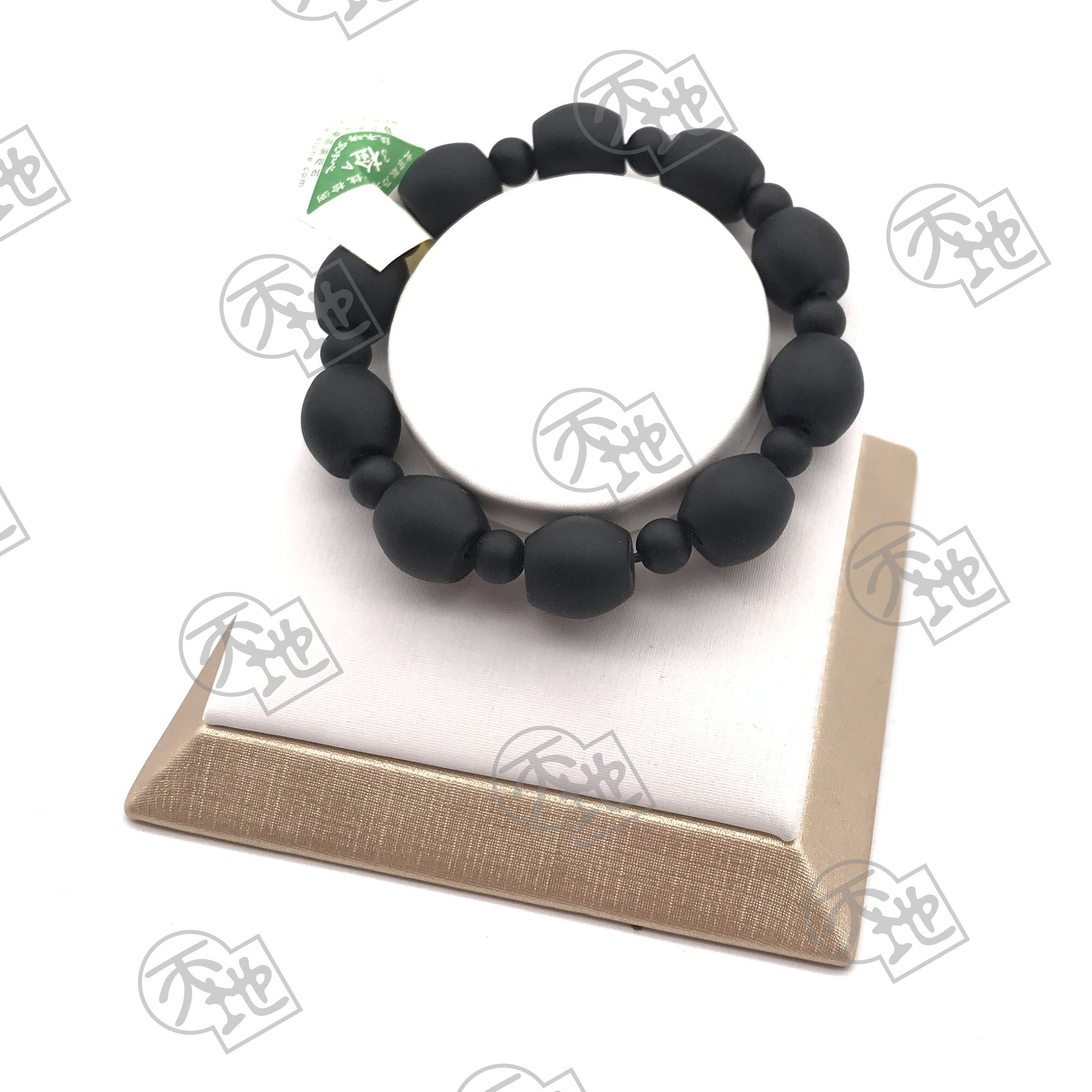 (816A) 女用桶珠手串