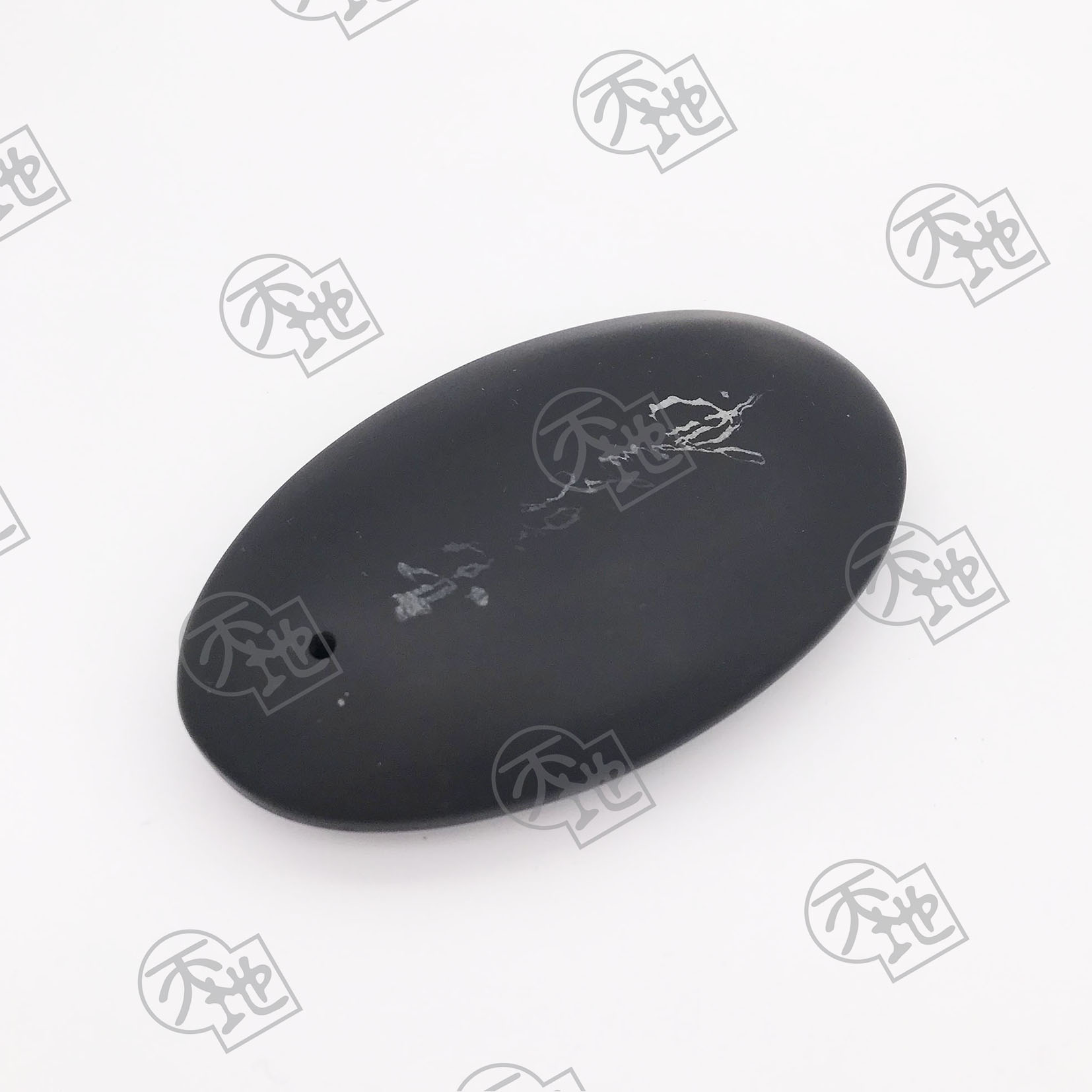 (105) 龍虎符橢圓砭石