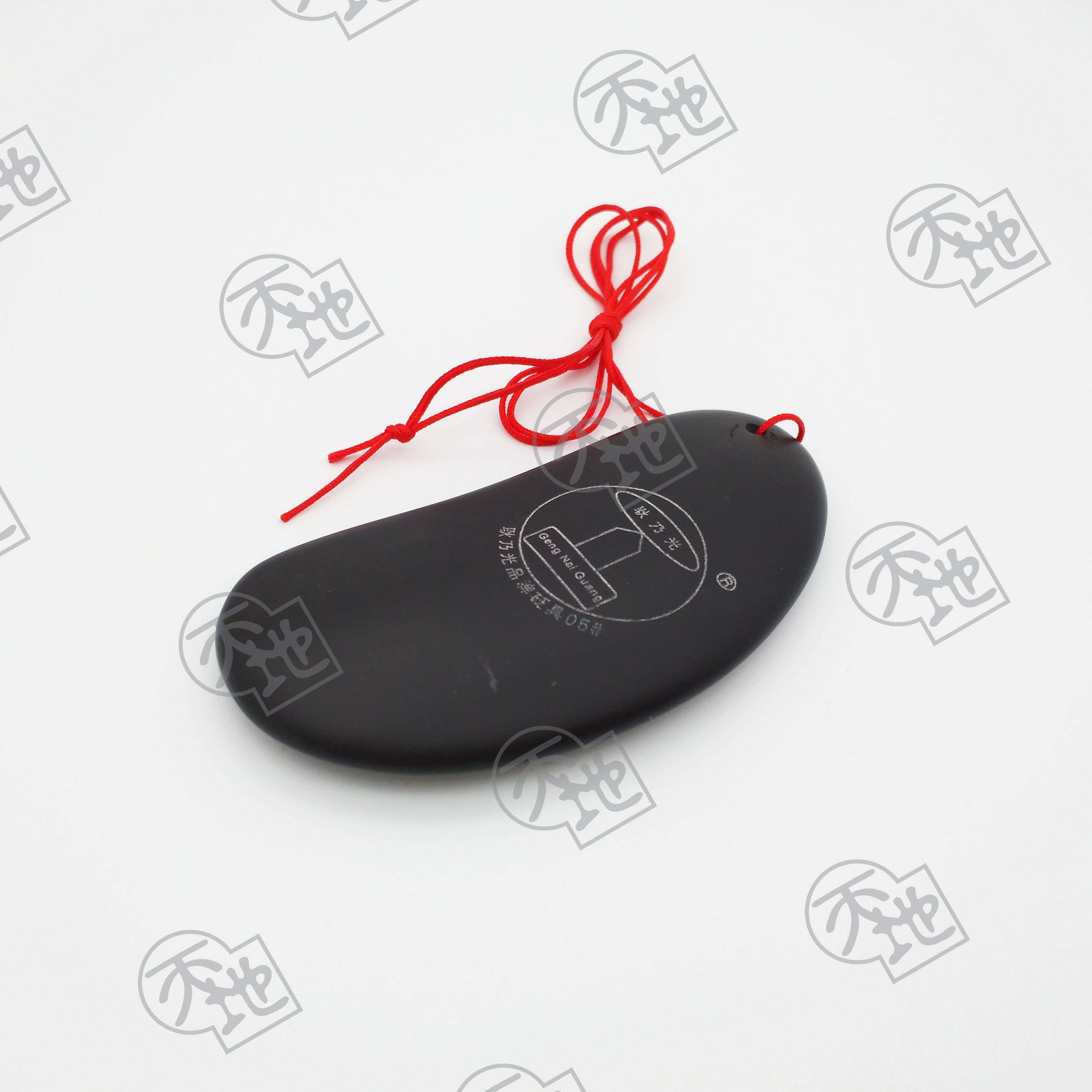 (05) 腎形小砭板