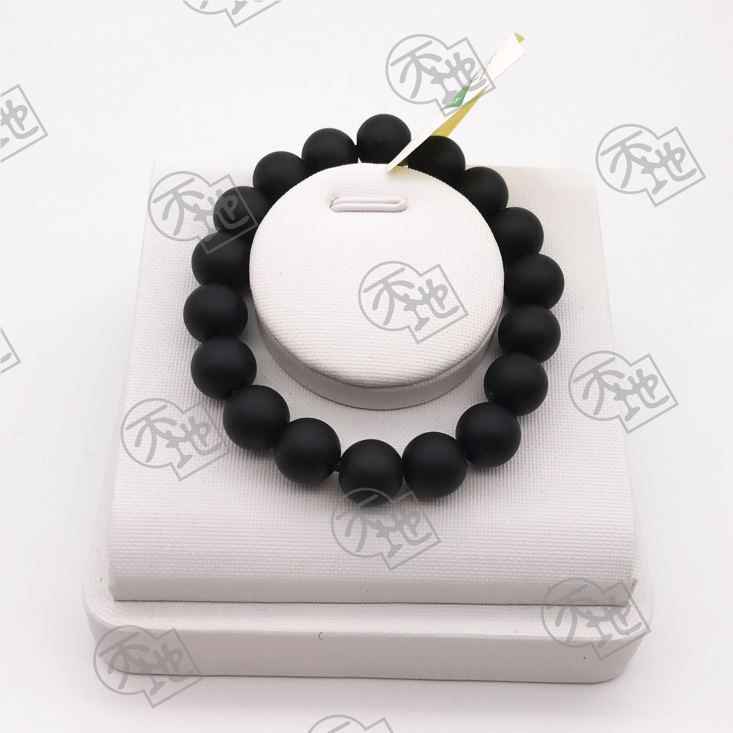 (30) 18珠砭石手串