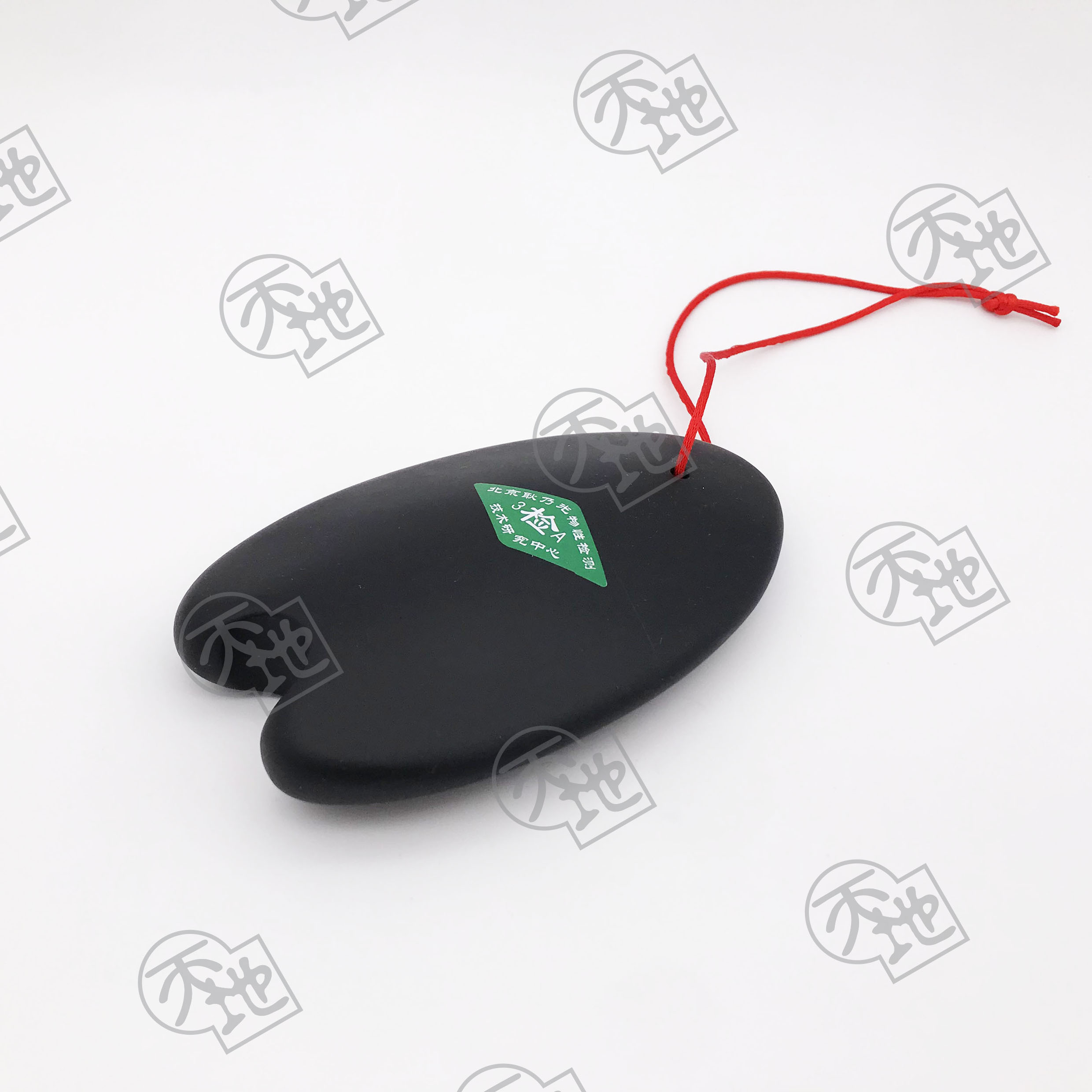 (06B) 凹形橢圓形砭石