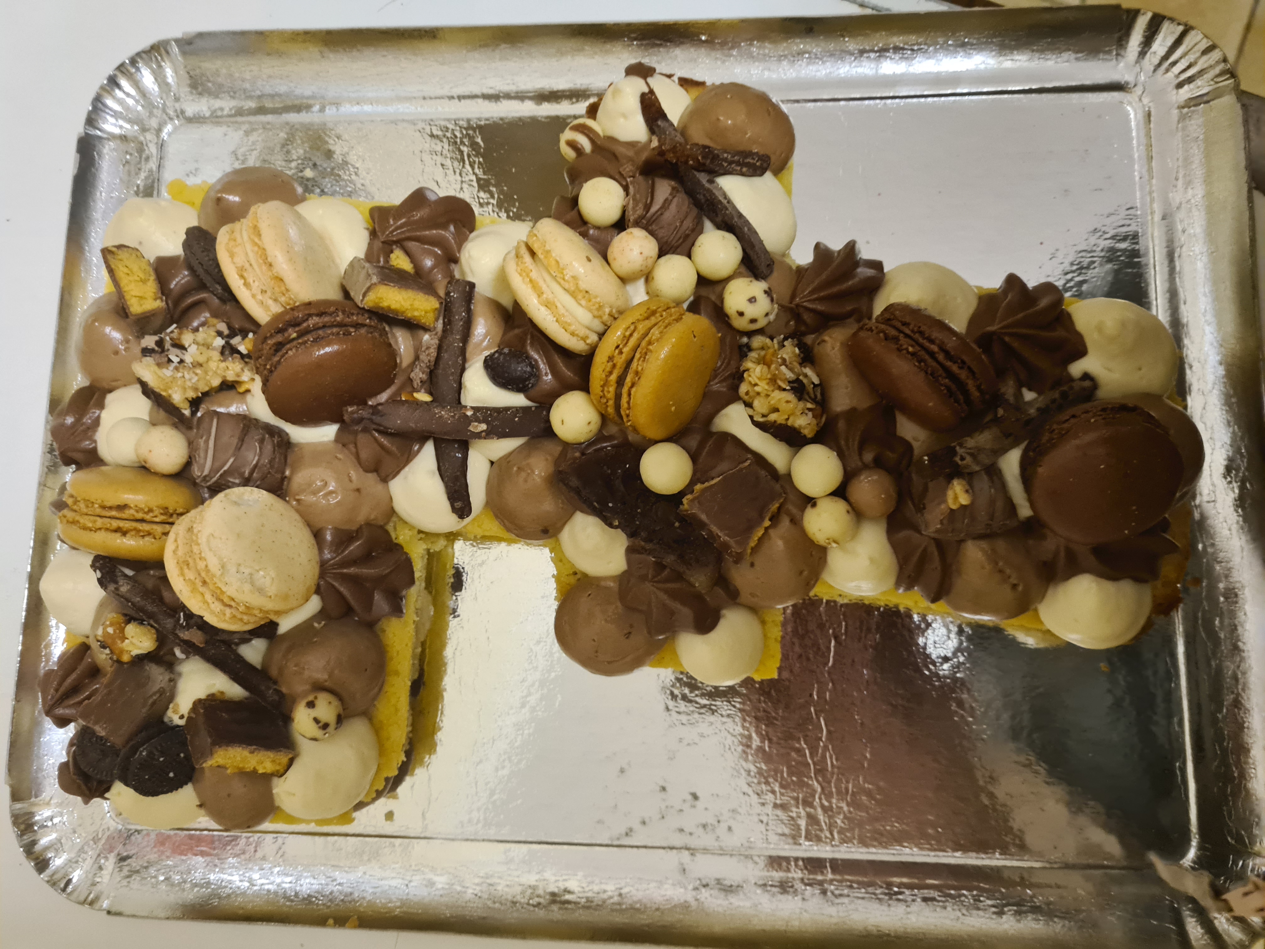 Number cake /letter cake