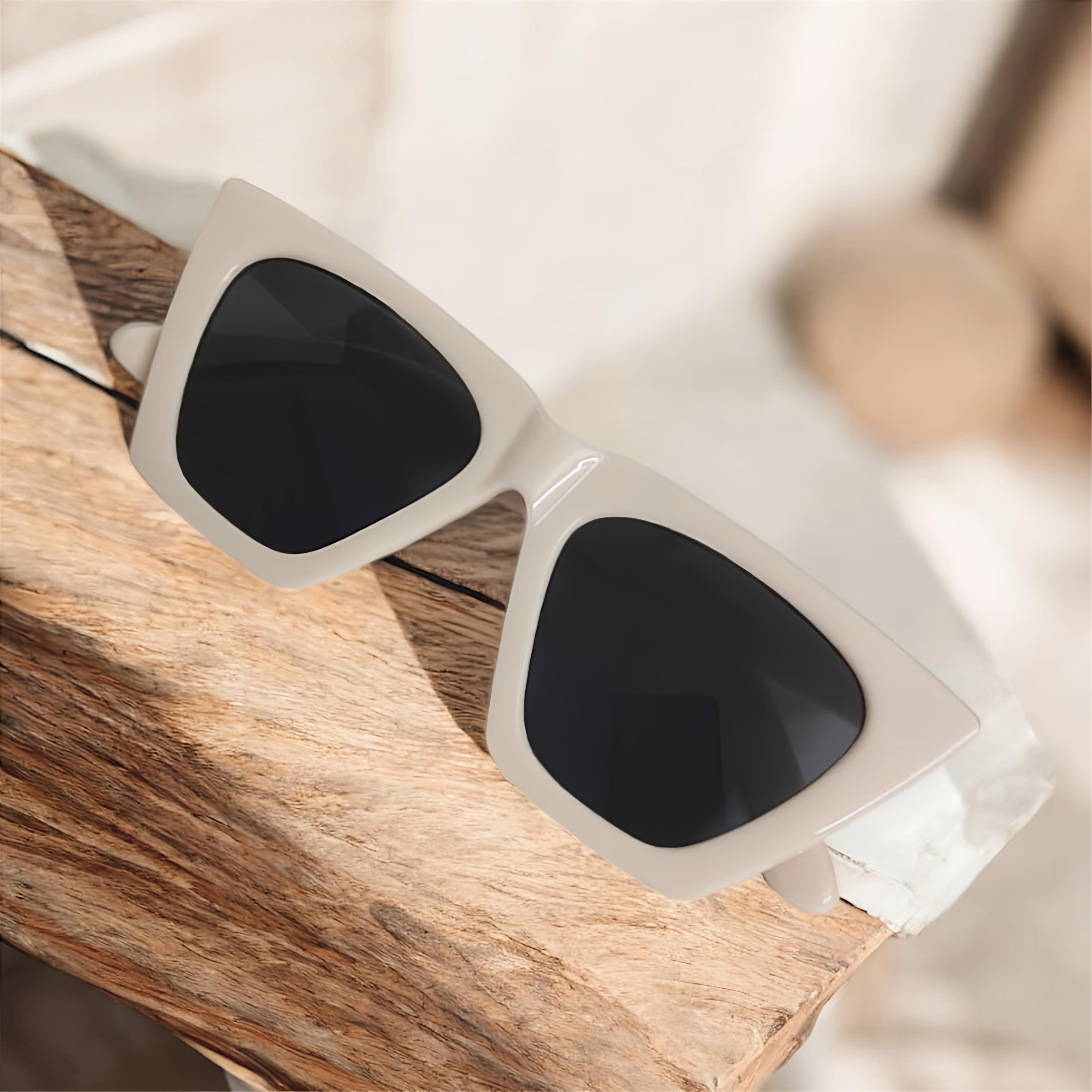 Retro Cat-Eye Sunglasses