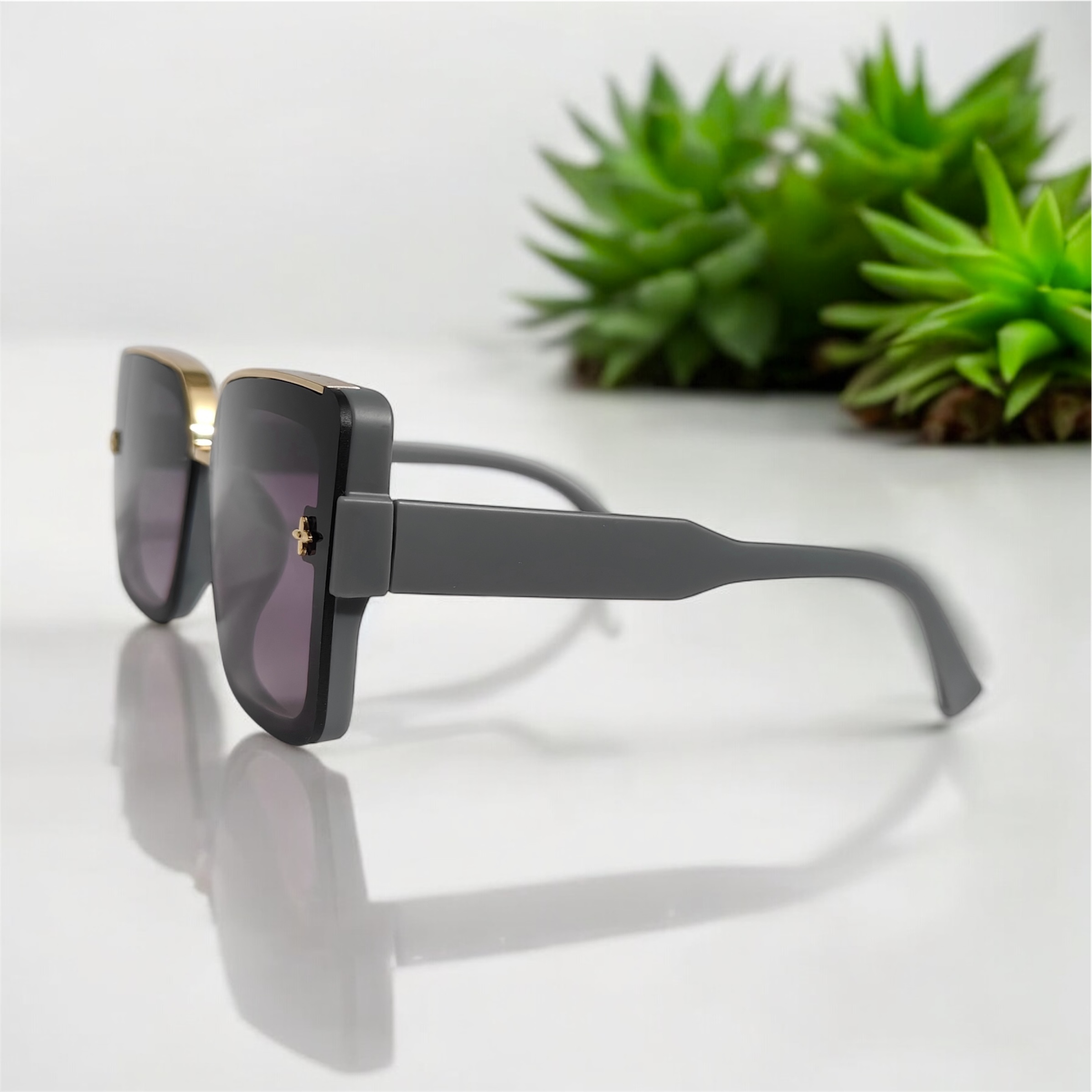 Modern Square Grey Sunglasses
