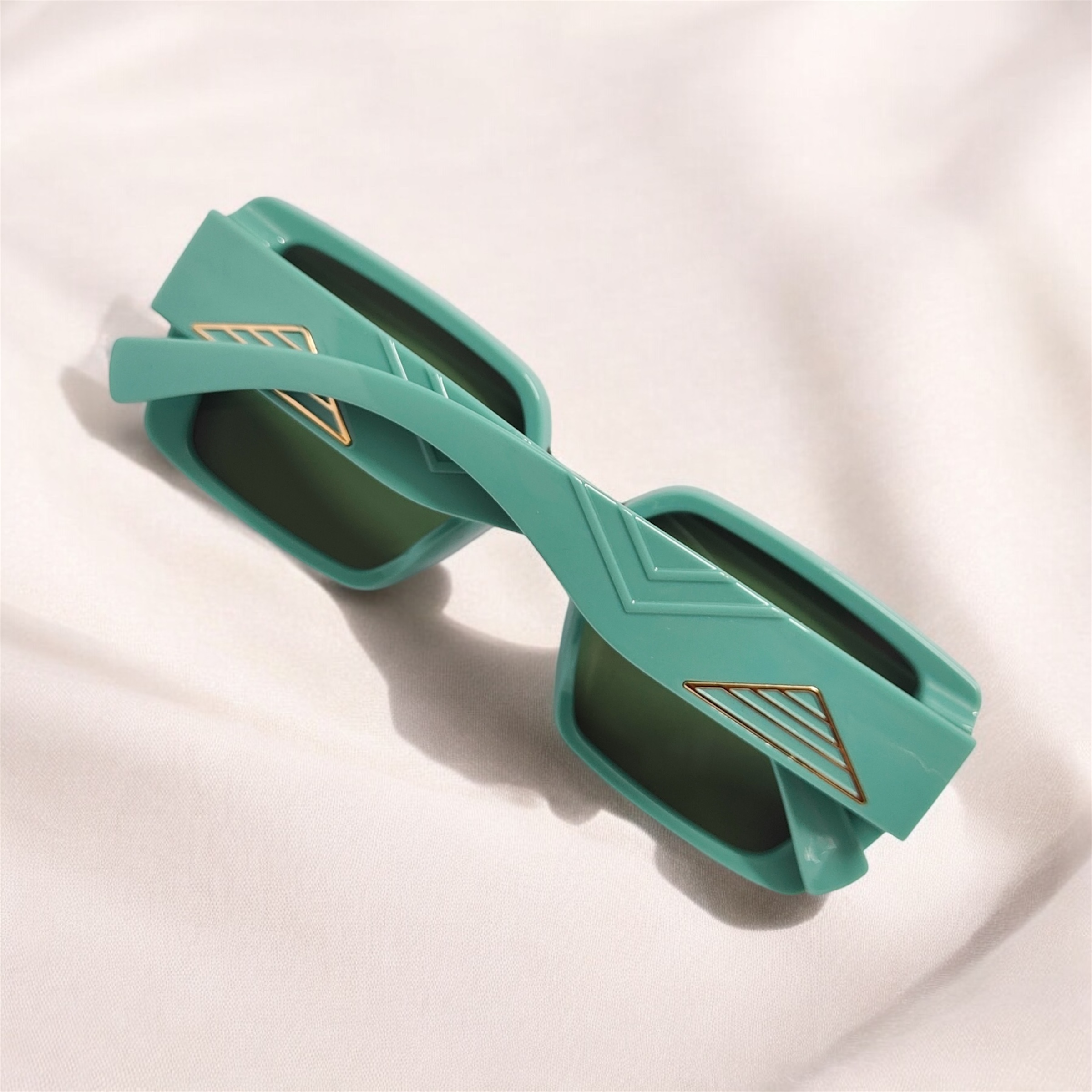 Rectangular turquoise Sunglasses