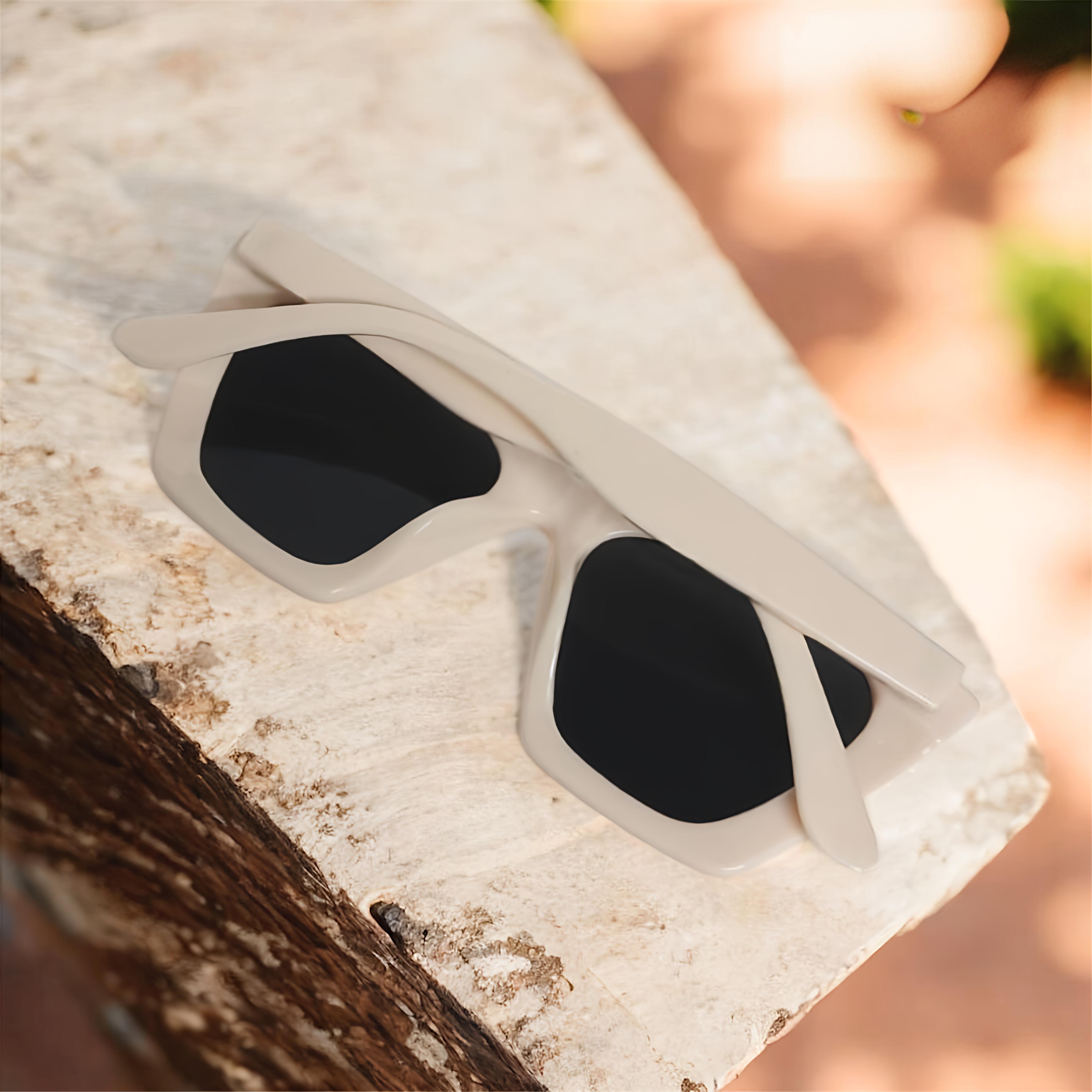 Retro Cat-Eye Sunglasses