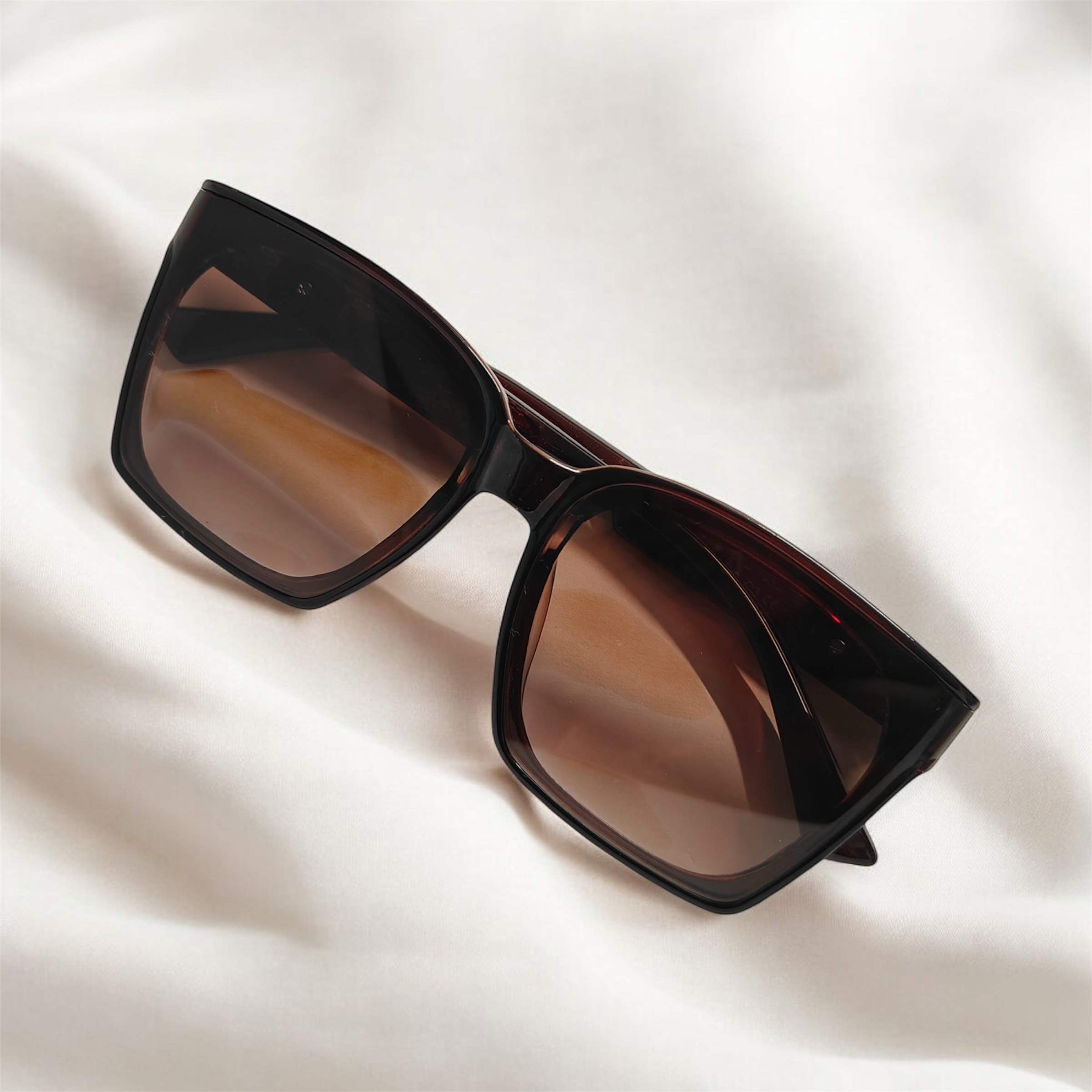 Stylish Oversized Brown Sunglasses