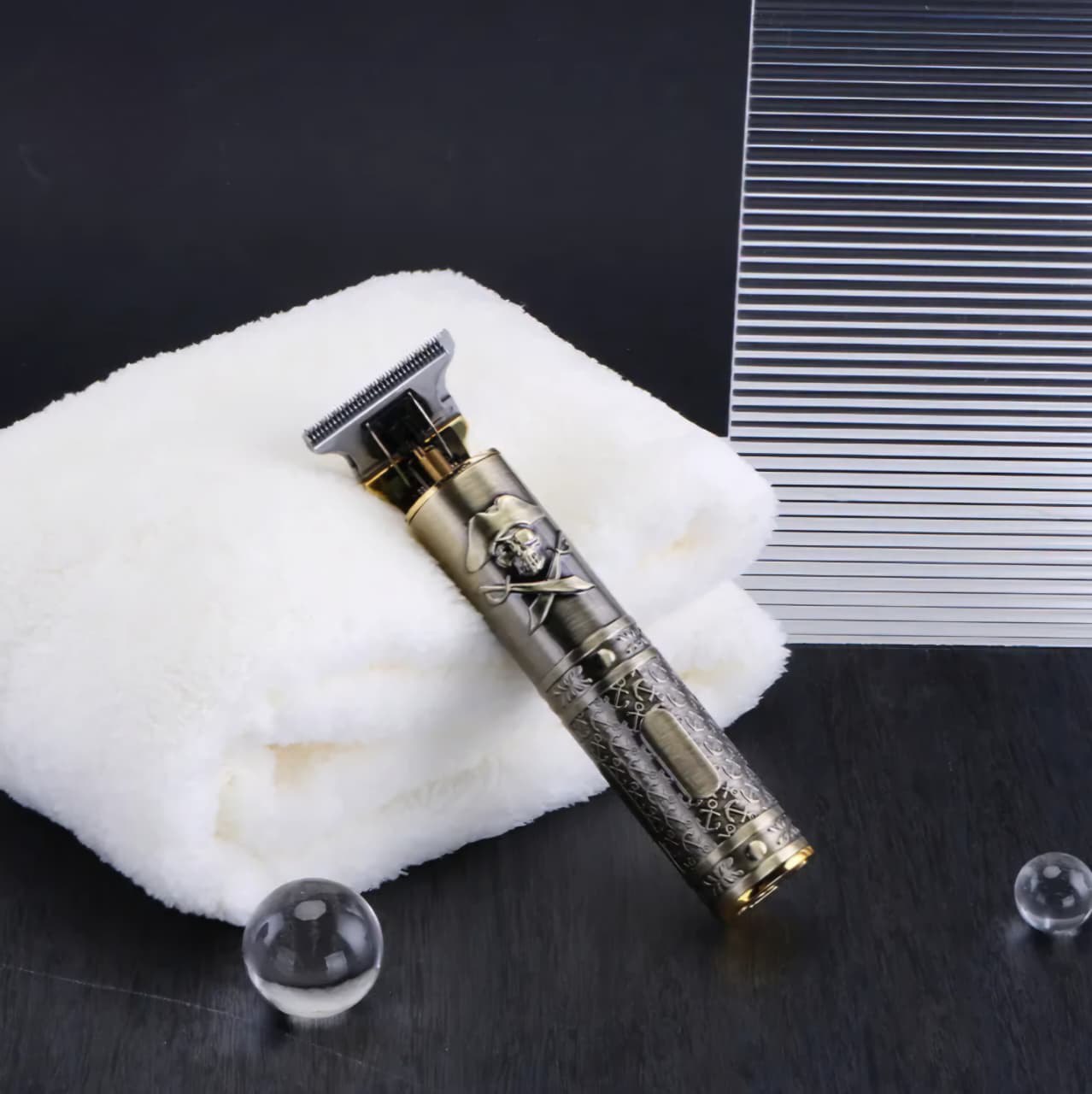 مكينة حلاقة فرعونية رجالية ENZO 