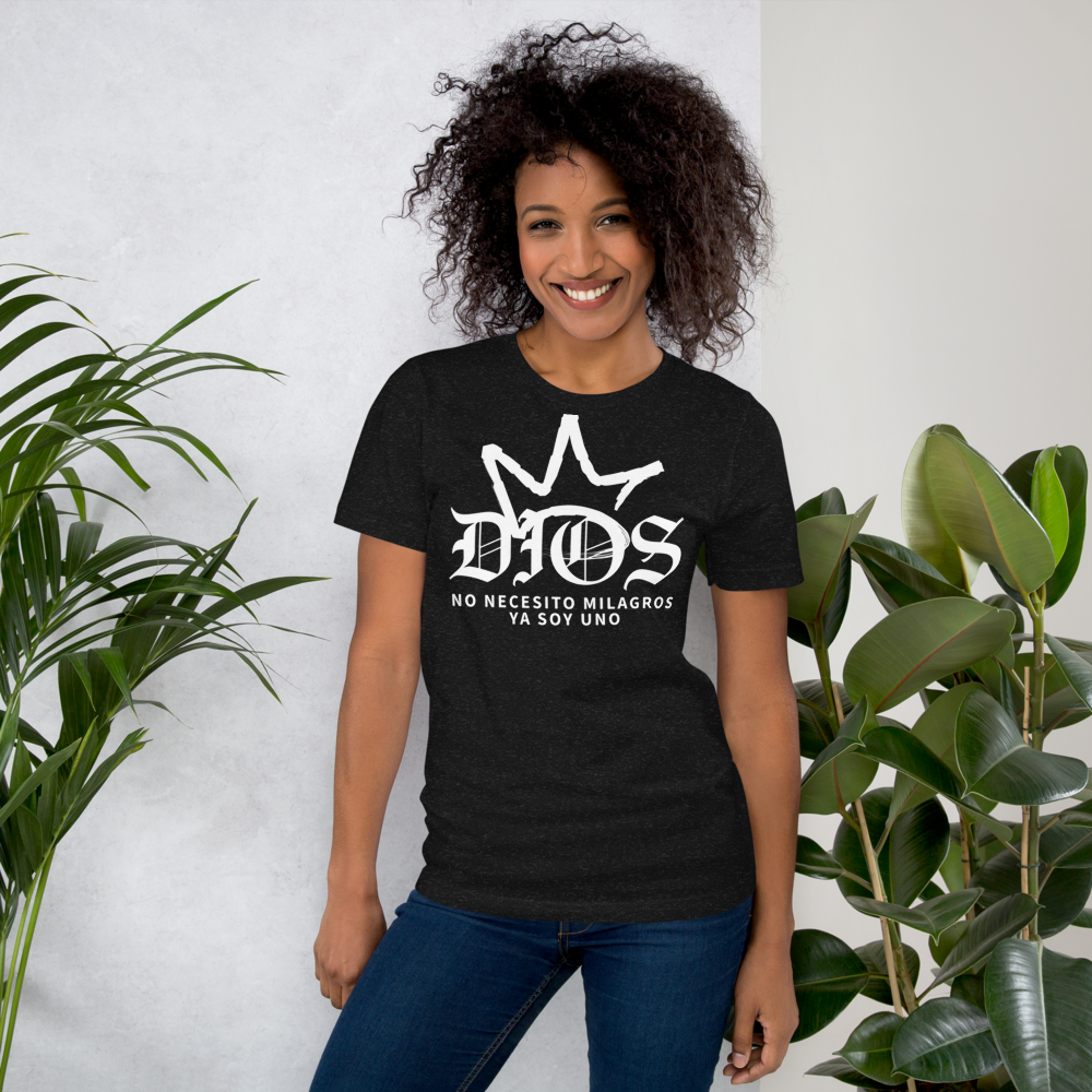 DIOS – NO NECESITO MILAGROS YA SOY UNO | Camiseta negra unisex premium