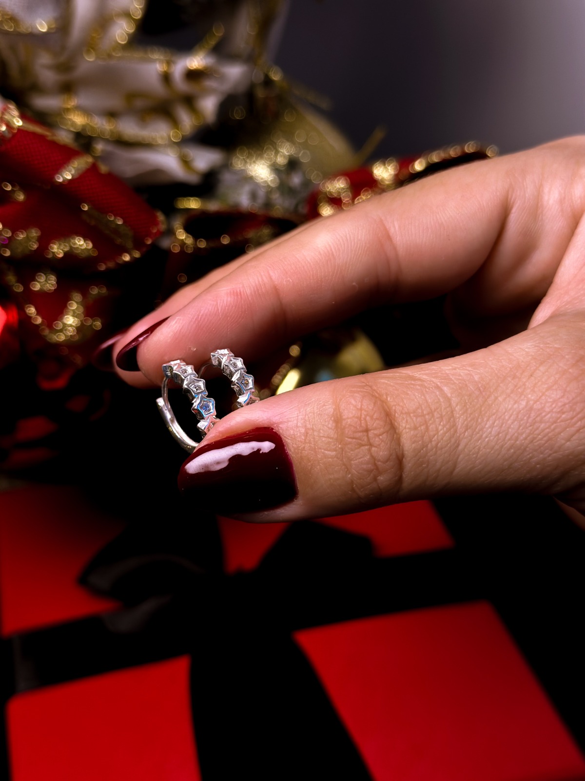 ARGOLA CLICK ESTRELAS- PRATA 925