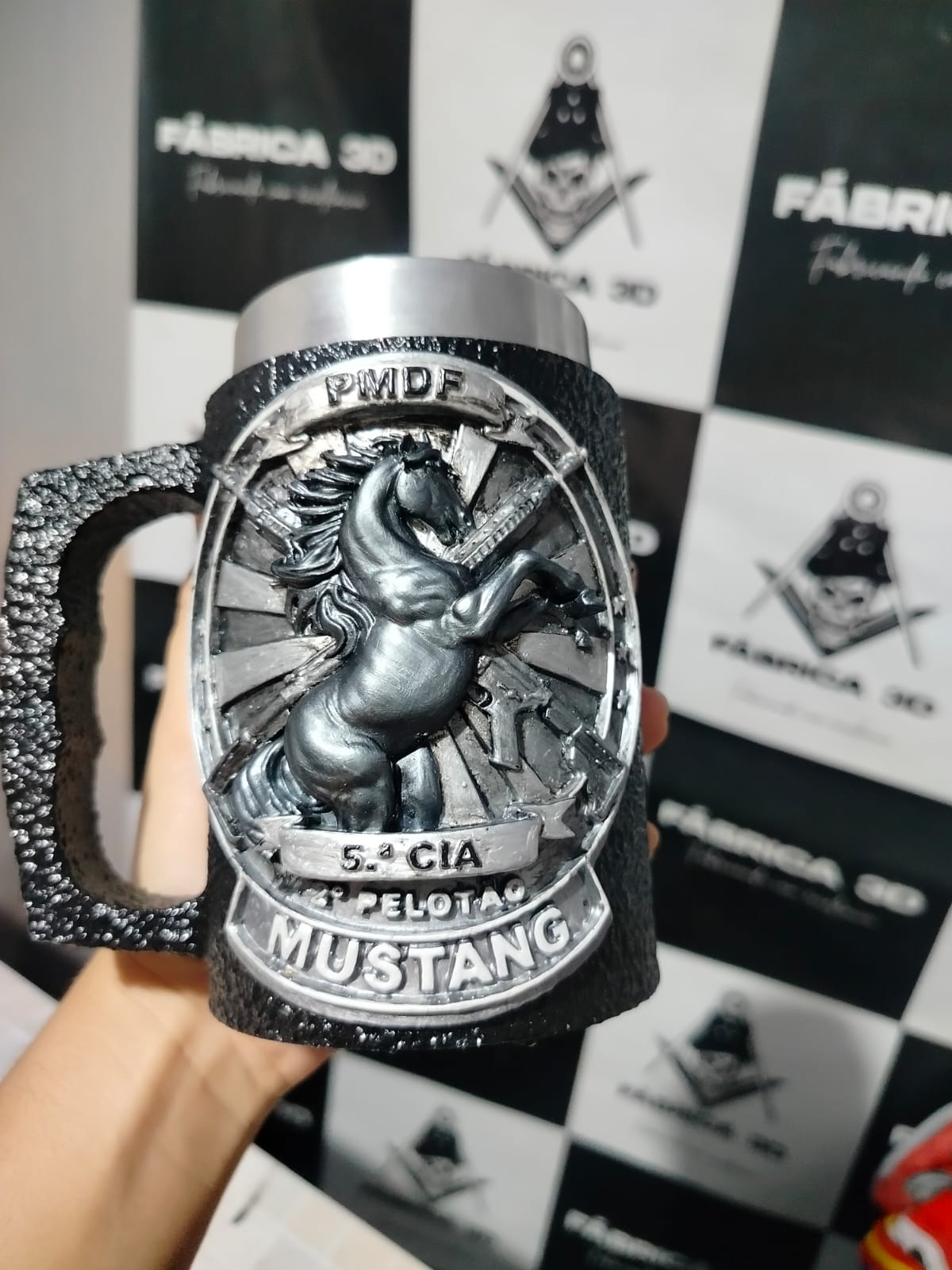 CANECA MUSTANG DF