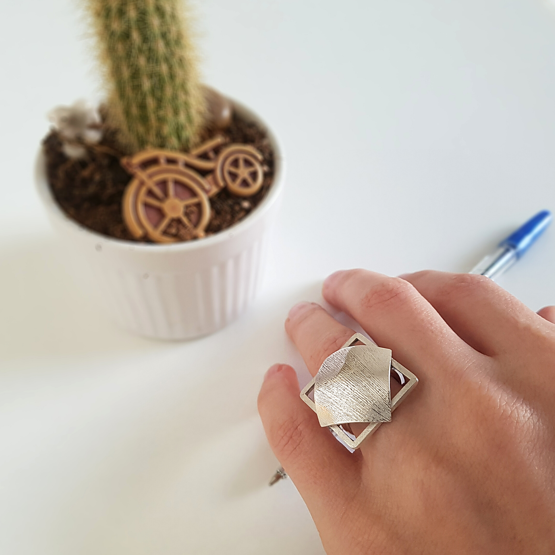 Textured Geometric Ring | Silver