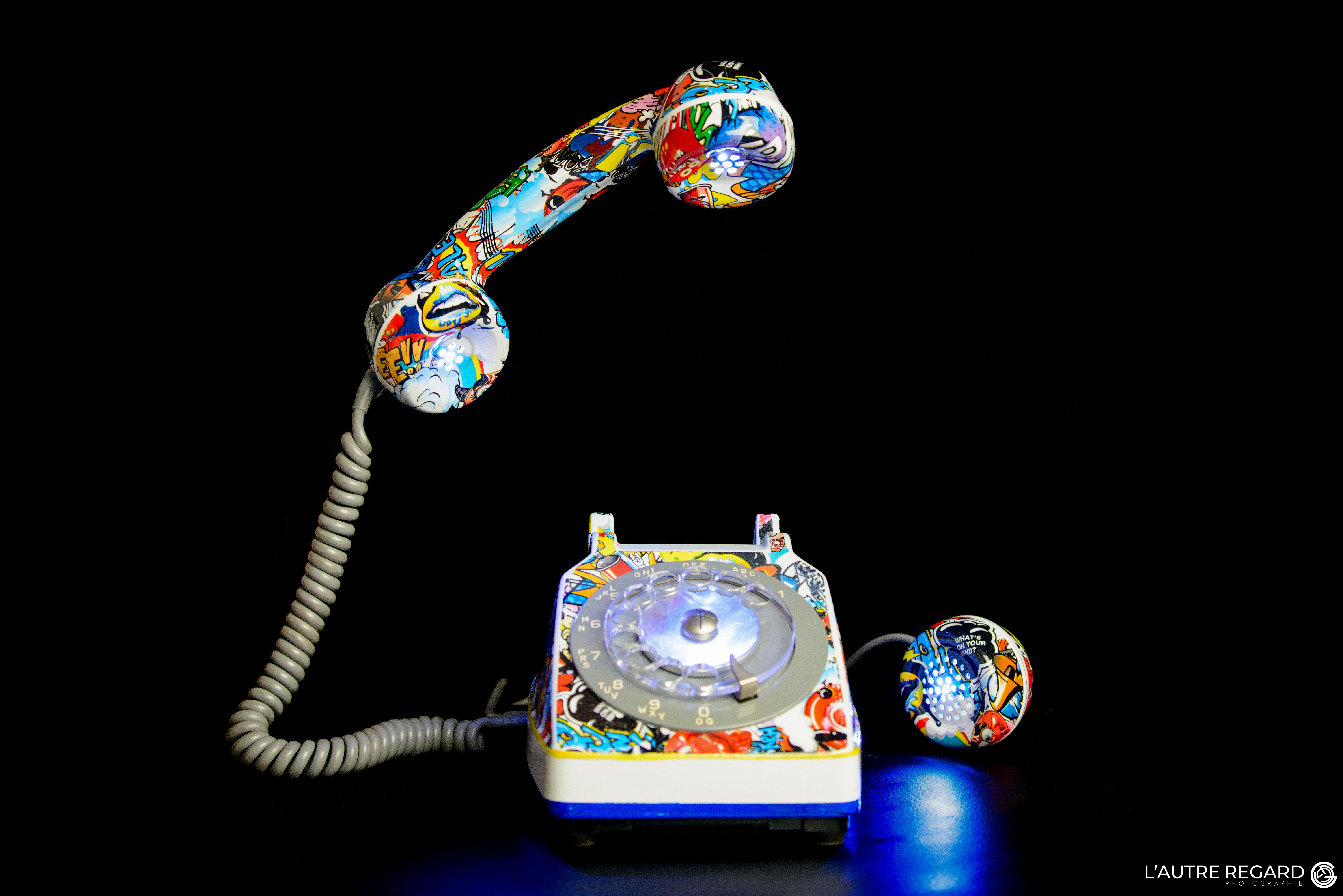 Téléphone vintage artistique