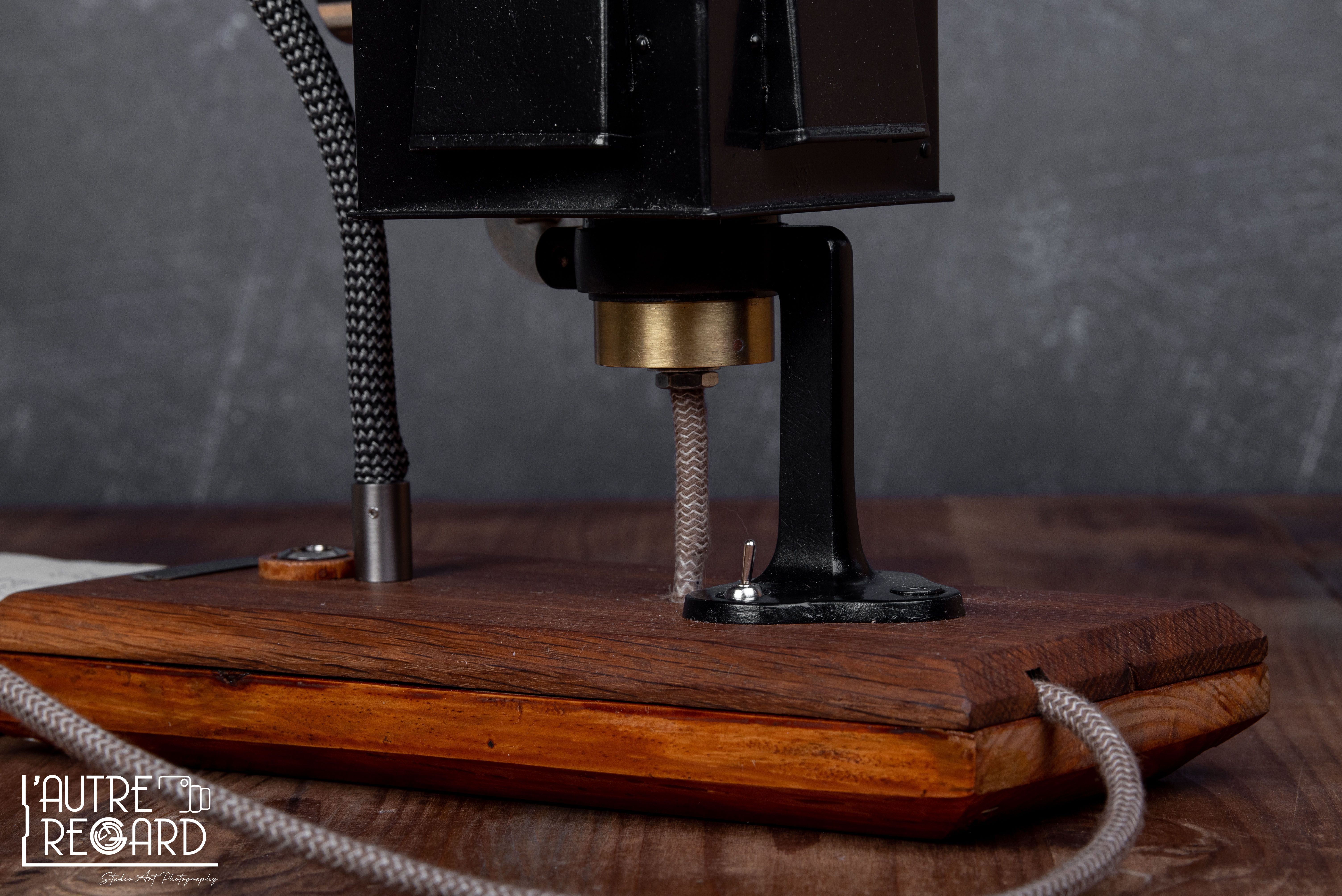 Lampe vintage en métal