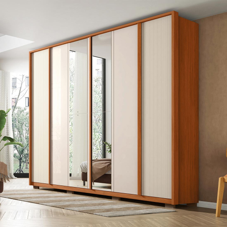 Guarda-Roupa com Espelhos