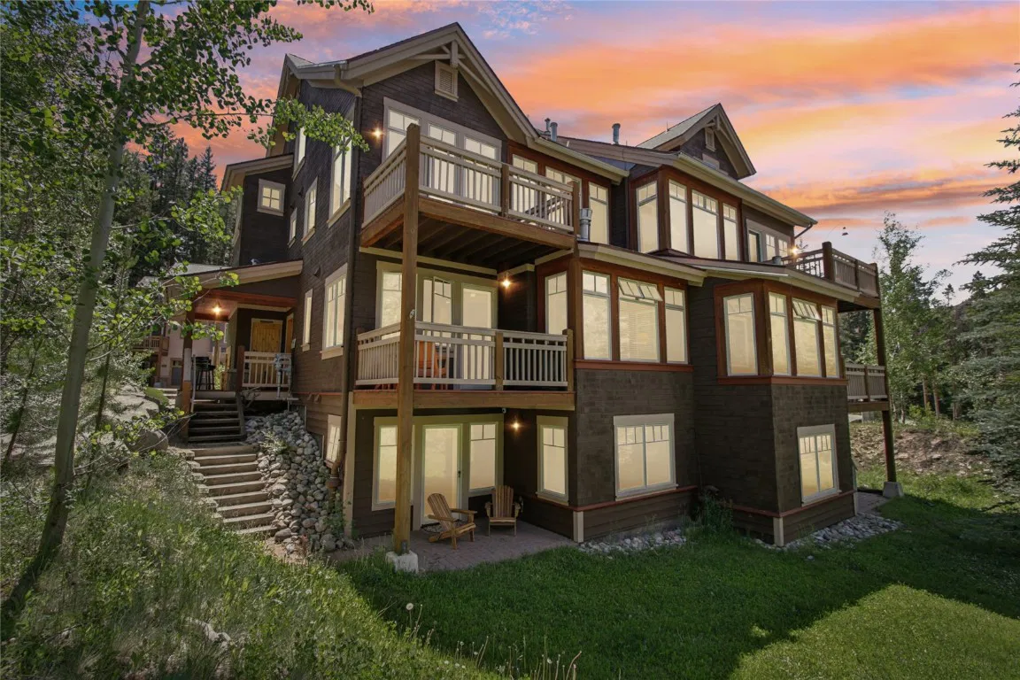 Casa montañera de multiples pisos