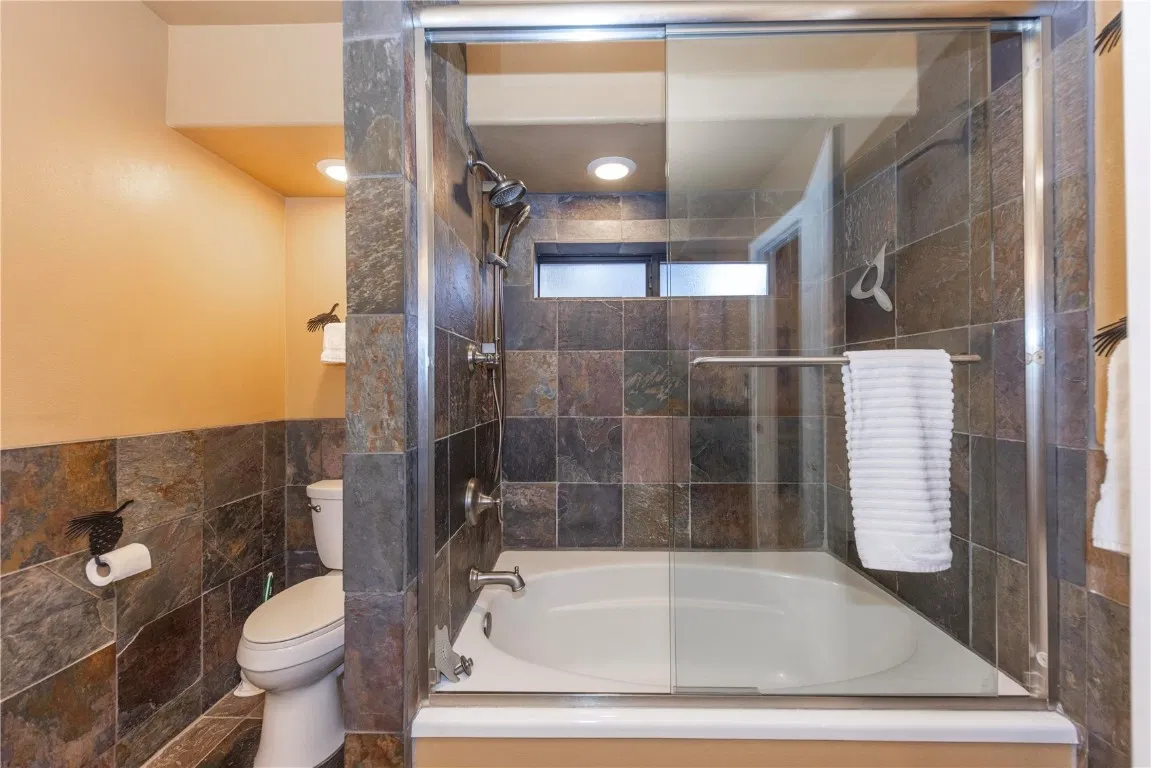 casa de montaña de dos pisos