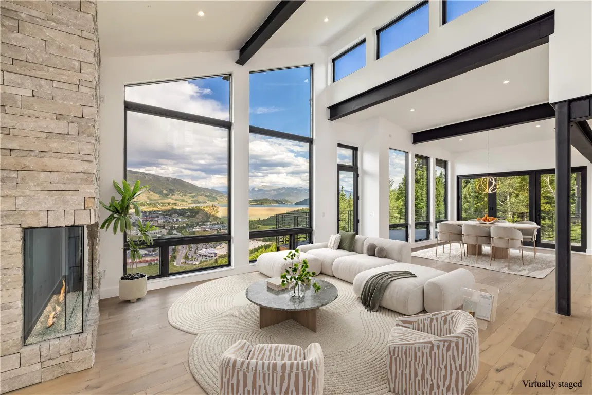 casa montañera moderna