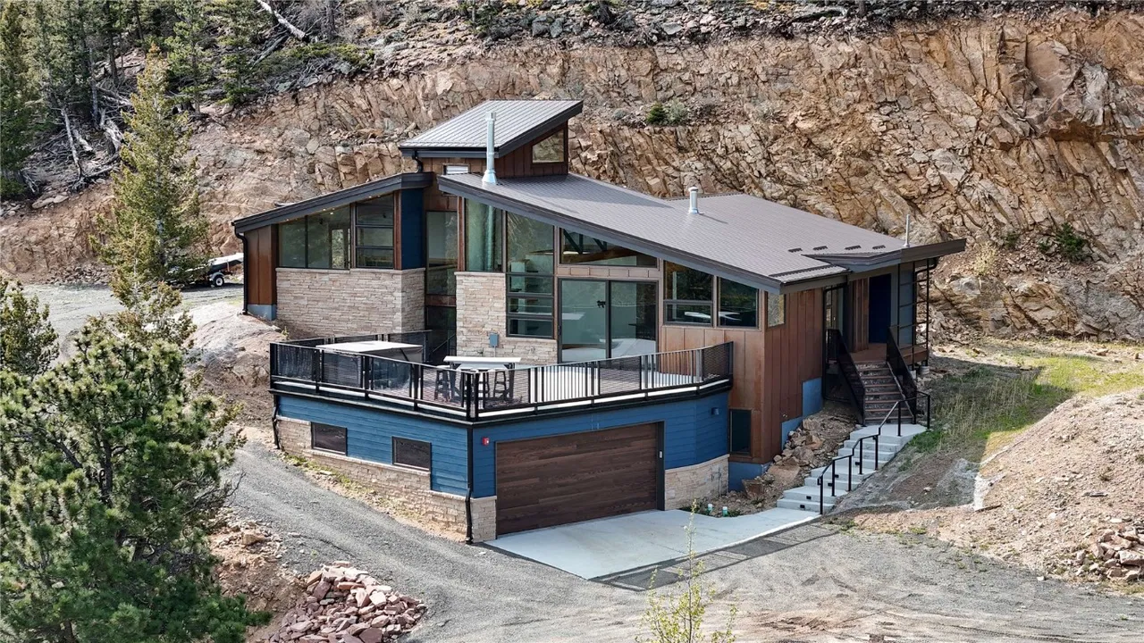 Casa contemporánea en la montaña