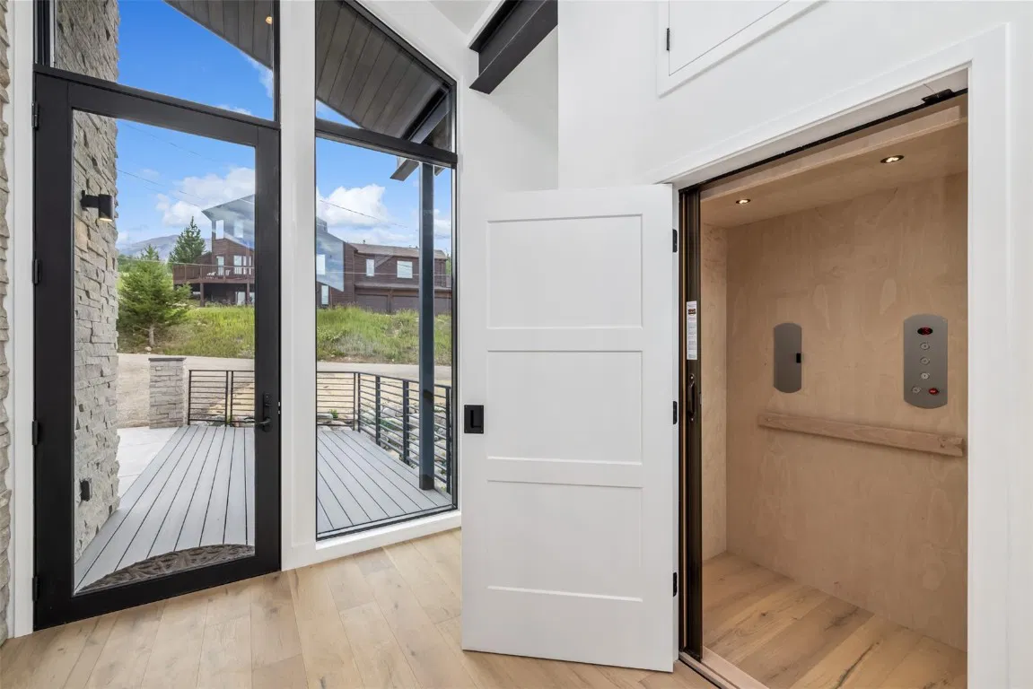 casa montañera moderna