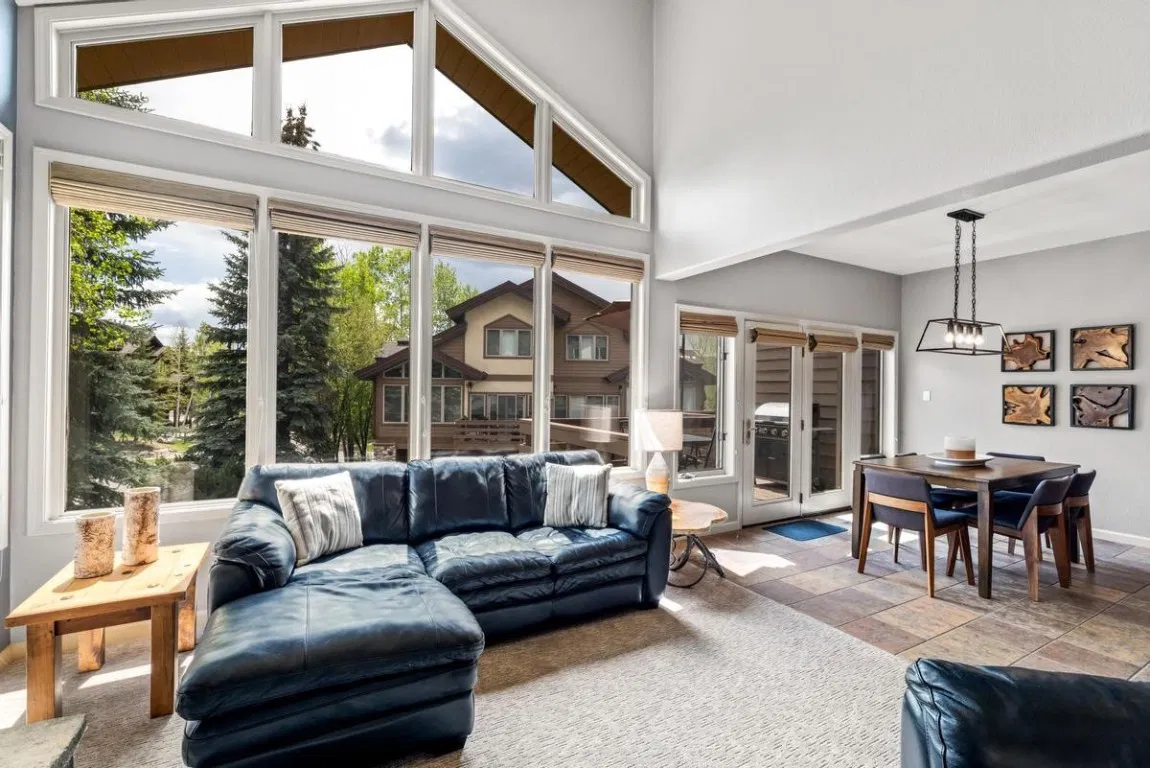 espaciosa casa adosada