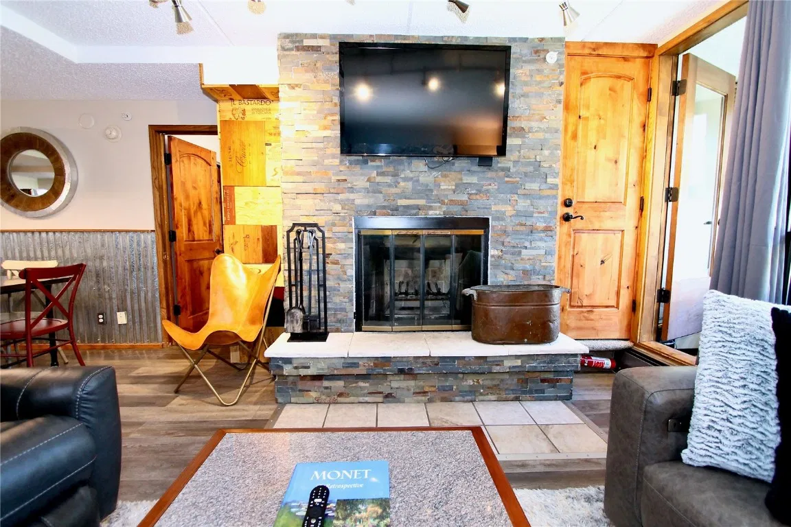 lujoso condominio con acceso premium de esquí 