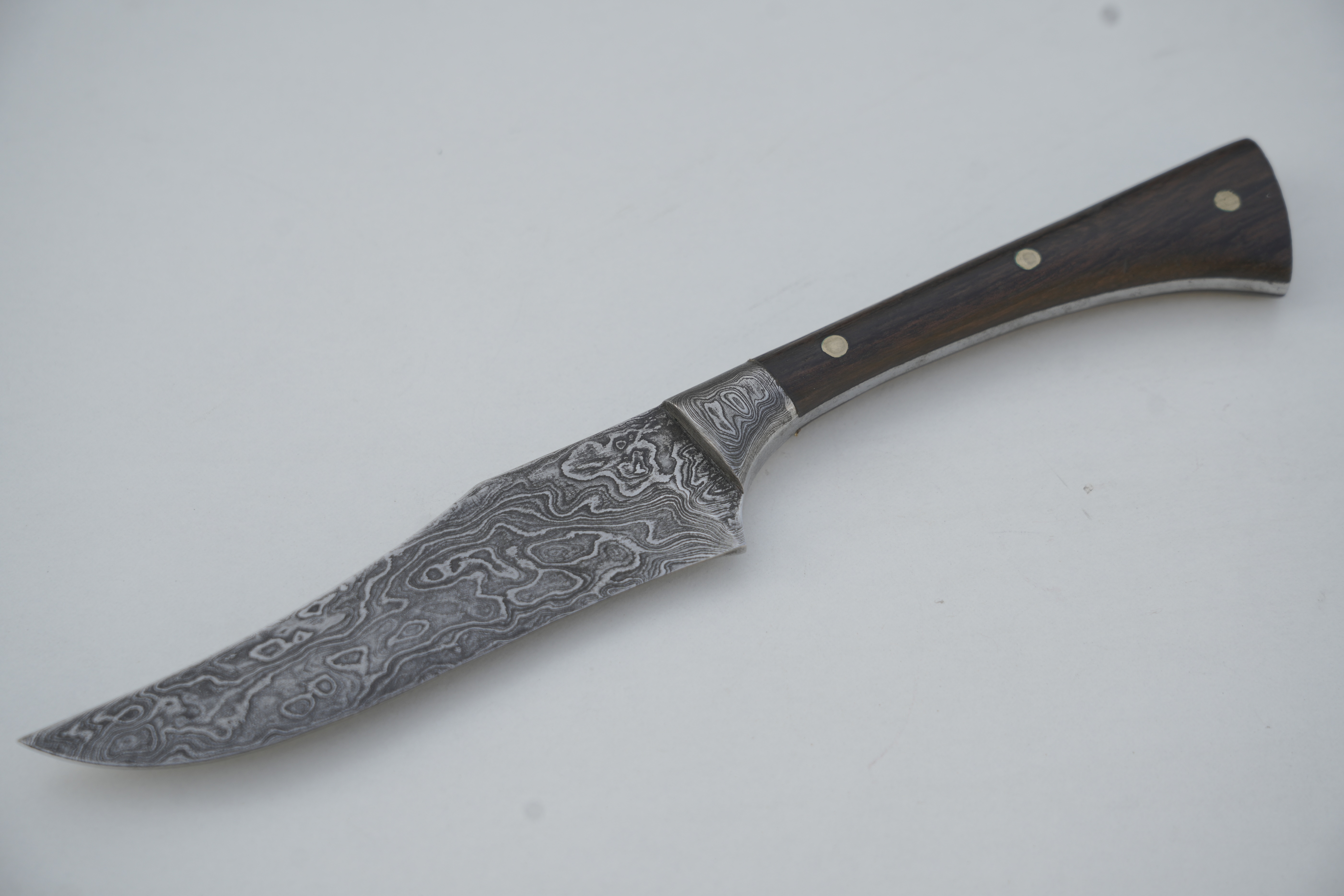 Handcrafted Damascus Steel Knife Damascus bolster with rosewood handle 