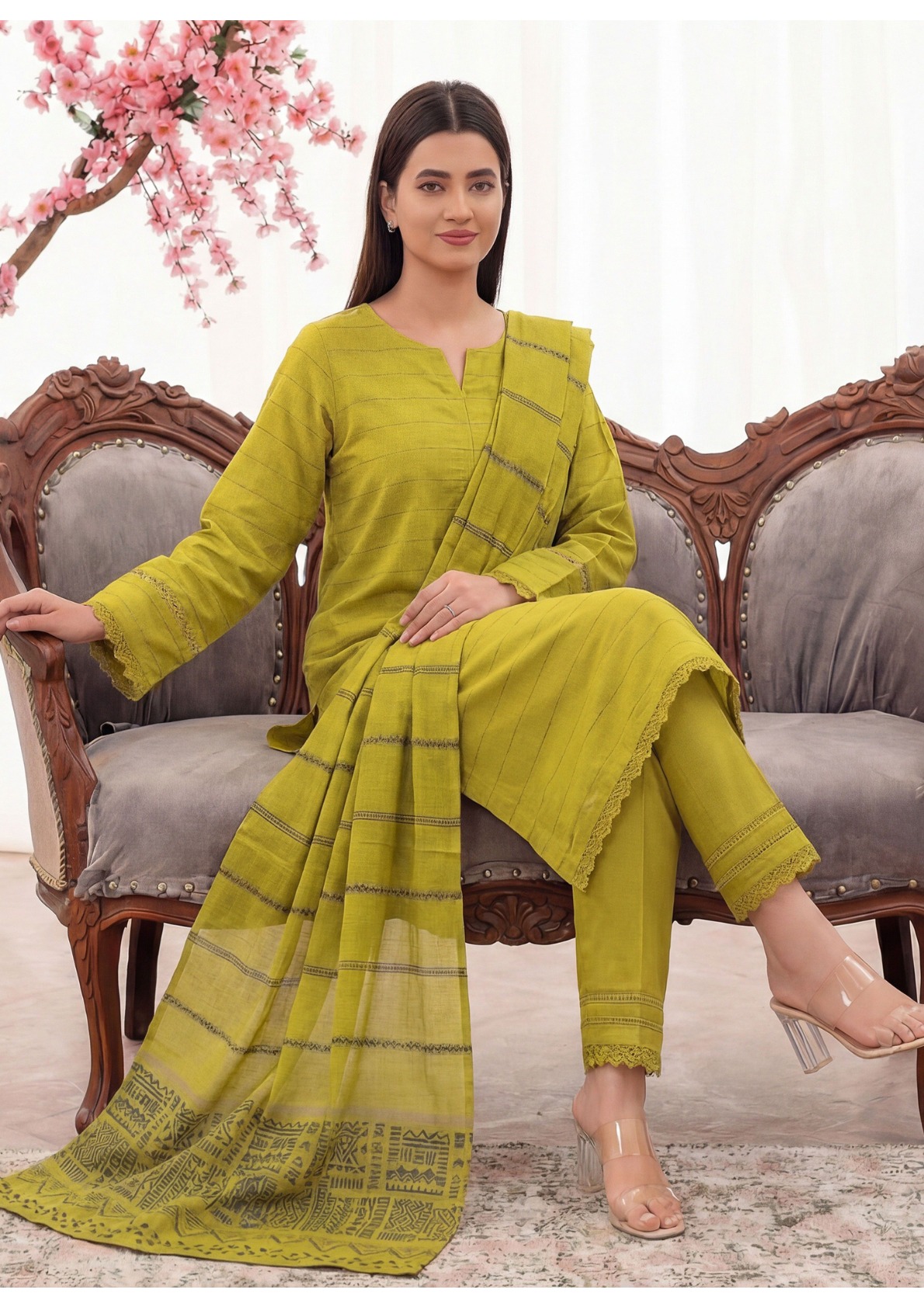 Fancy Lawn, Bana Dora Shirt, plane trouser and Jacquard dupatta.