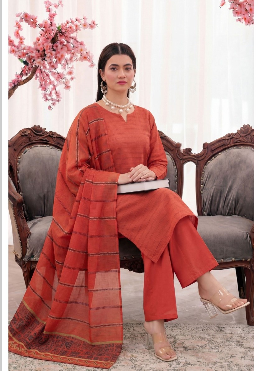 Fancy Lawn, Bana Dora Shirt, plane trouser and Jacquard dupatta.