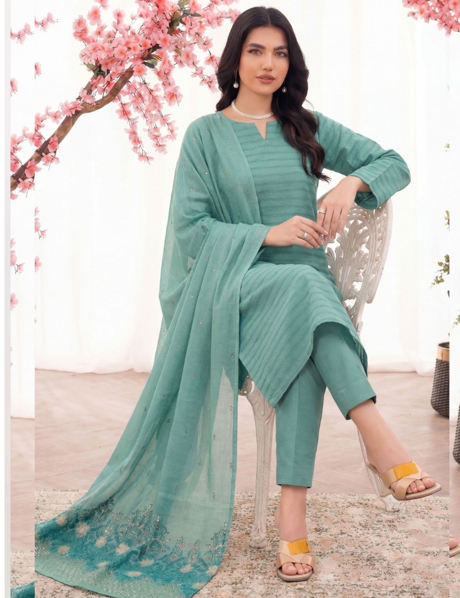 Fancy Lawn, Bana Dora Shirt, plane trouser and Jacquard dupatta.