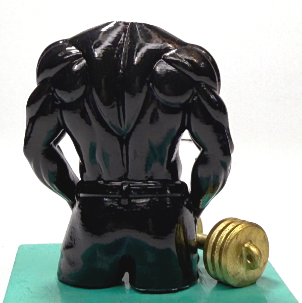 مجسم عضلات الجسم مع الدمبل