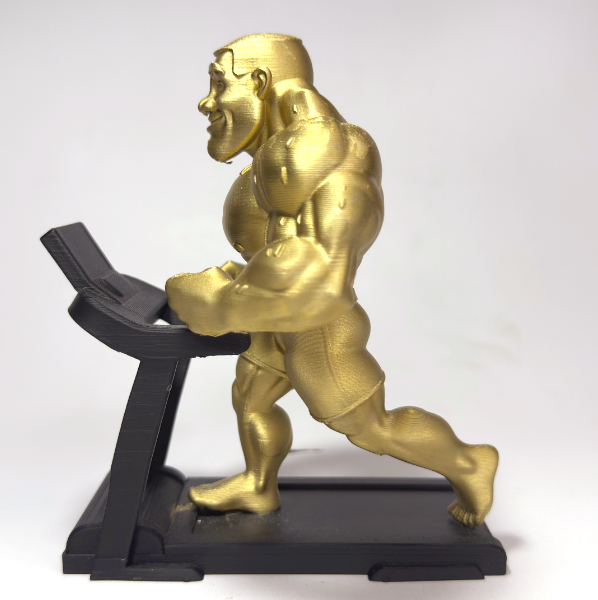تمثال لاعب كمال أجسام ذهبي