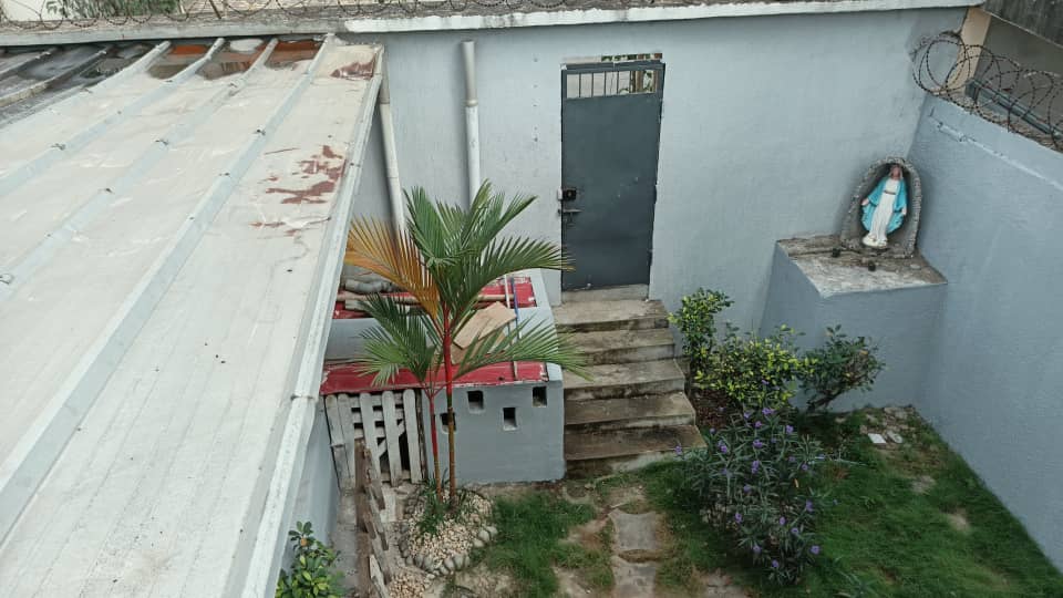 Maison en location Cocody Riviera 4 M'badon