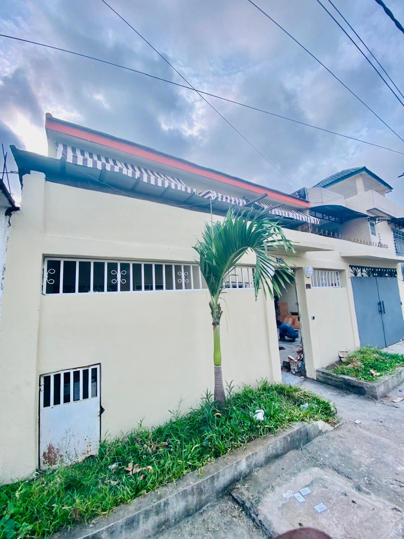 Villa Duplex à Louer – Cocody Angré Château (Cité Groupement 4000)