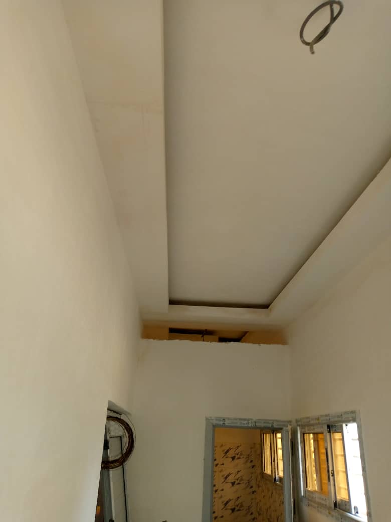 Maison en vente  à Bingerville.