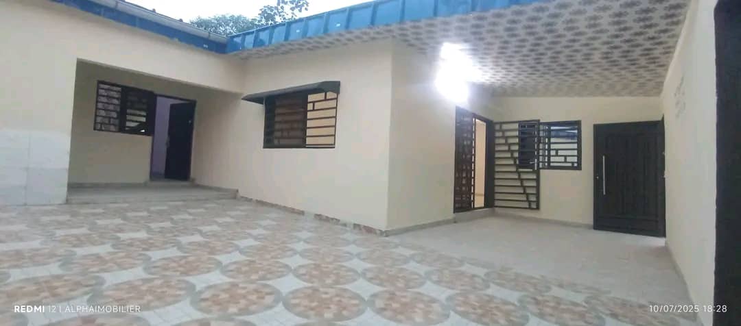 VENTE D'une VILLAS ANGRÉ 8èmes tranche Zone ARCADES 3