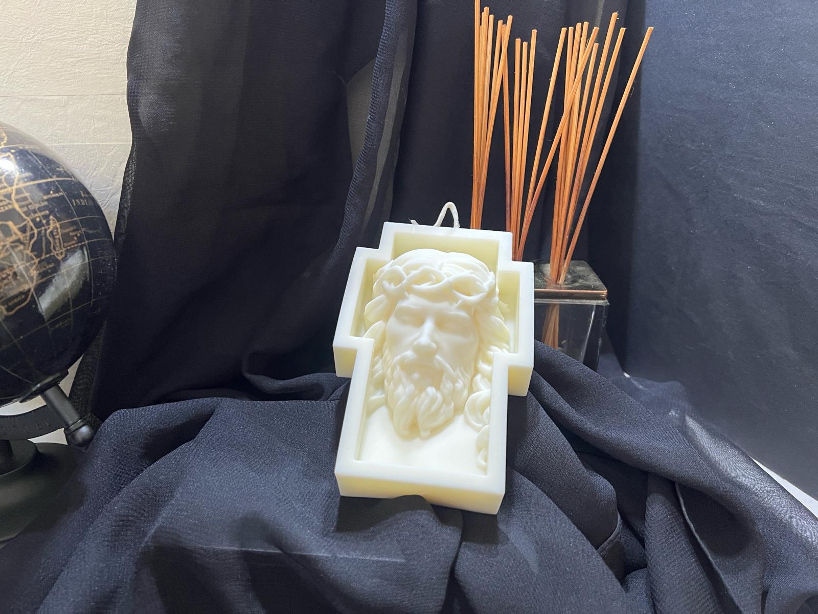 Bougie Décorative Artisanale- " Jésus "