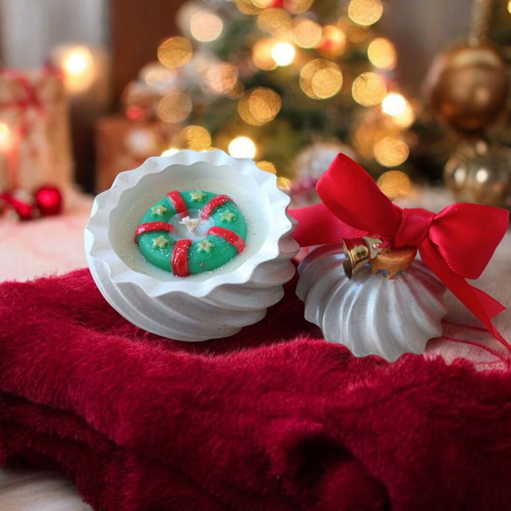 Bougies parfumées - Boule de  Noël  Couronne de gui