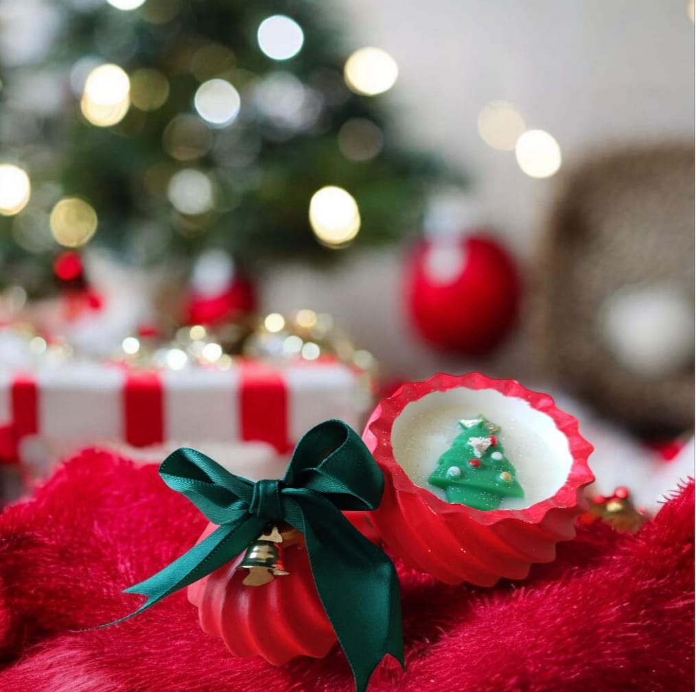 Bougies parfumées  - Boule de  Noël   Fleur de Noël 