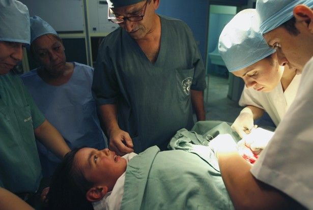 Layanan Khitan Homecare - Metode Konvensional (Manual)