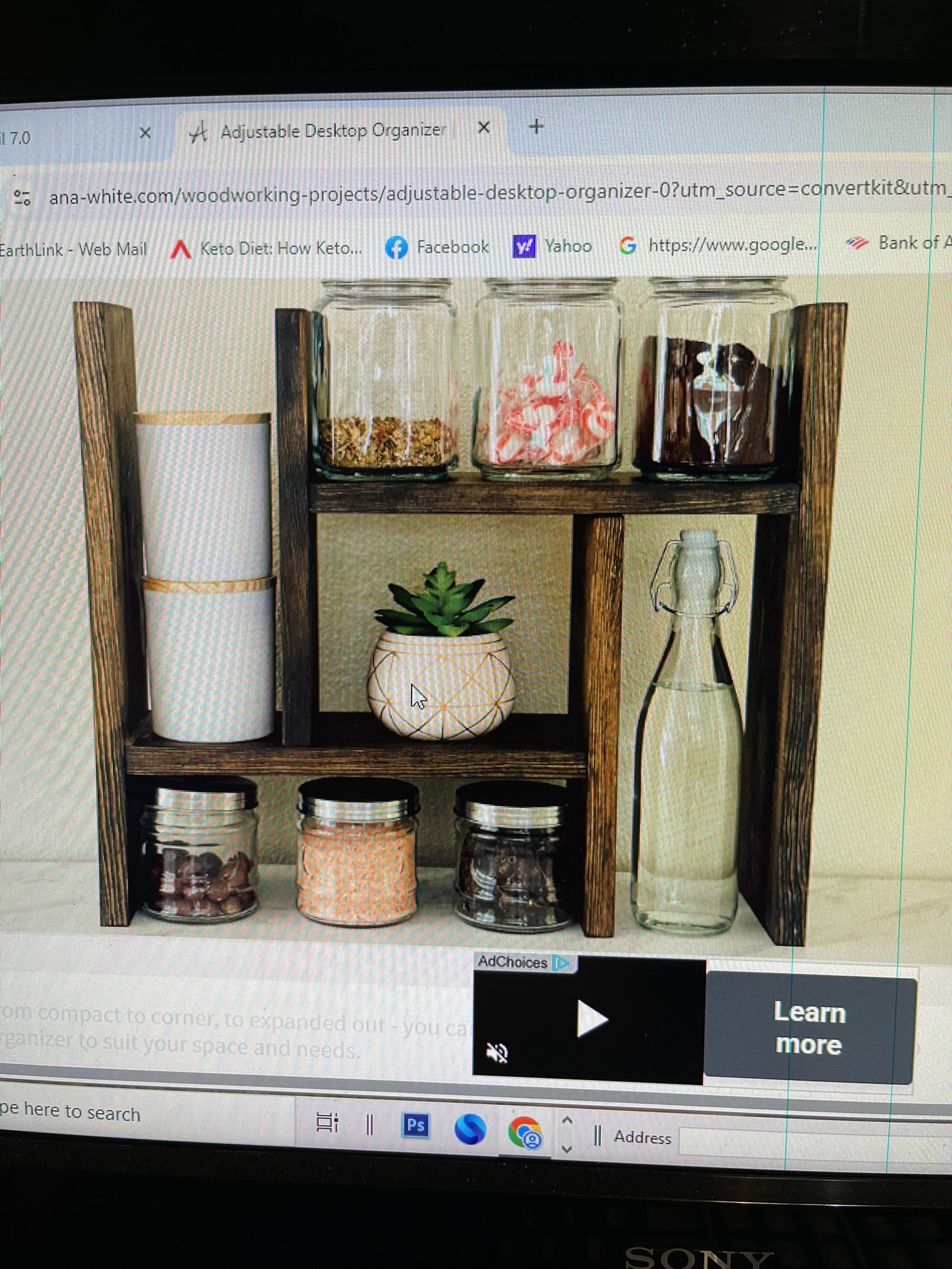 Adjustable Desktop Organizer