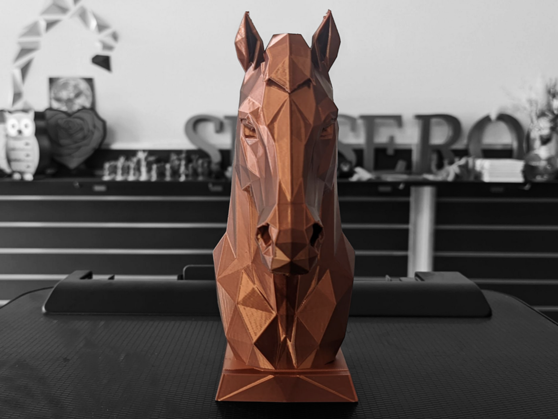 Figura de caballo geométrico