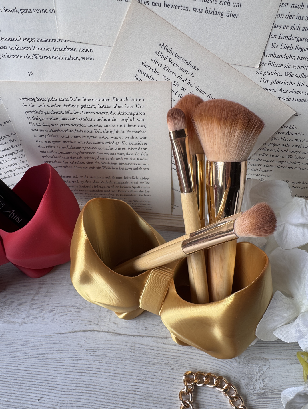 Organizadores de maquillaje en forma de Moño