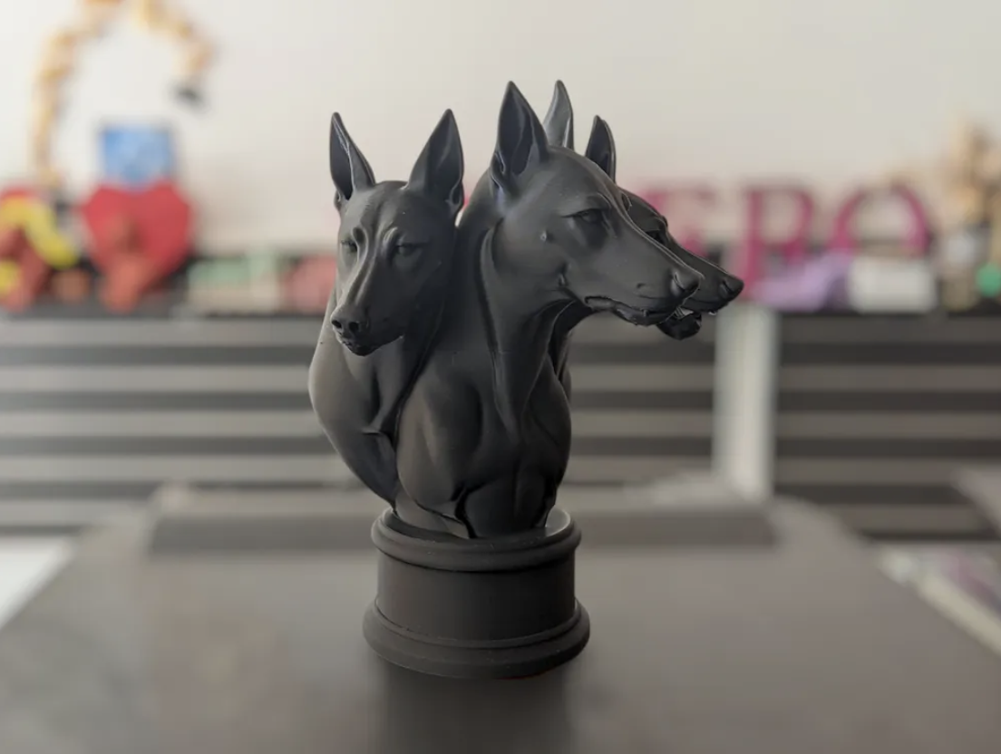 Estatua de Cerbero impresa en 3D