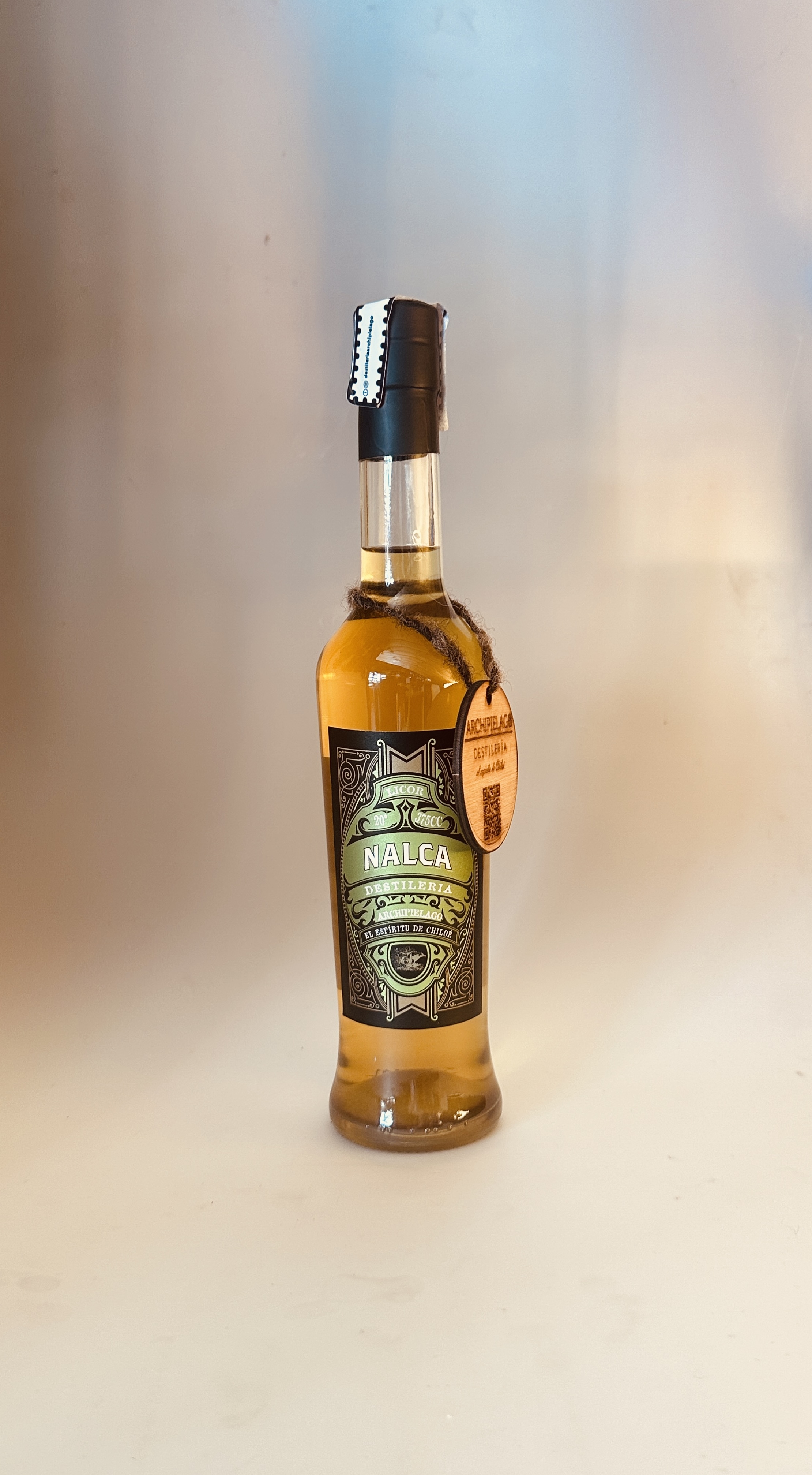 Licor de Nalca Destilería Archipiélago