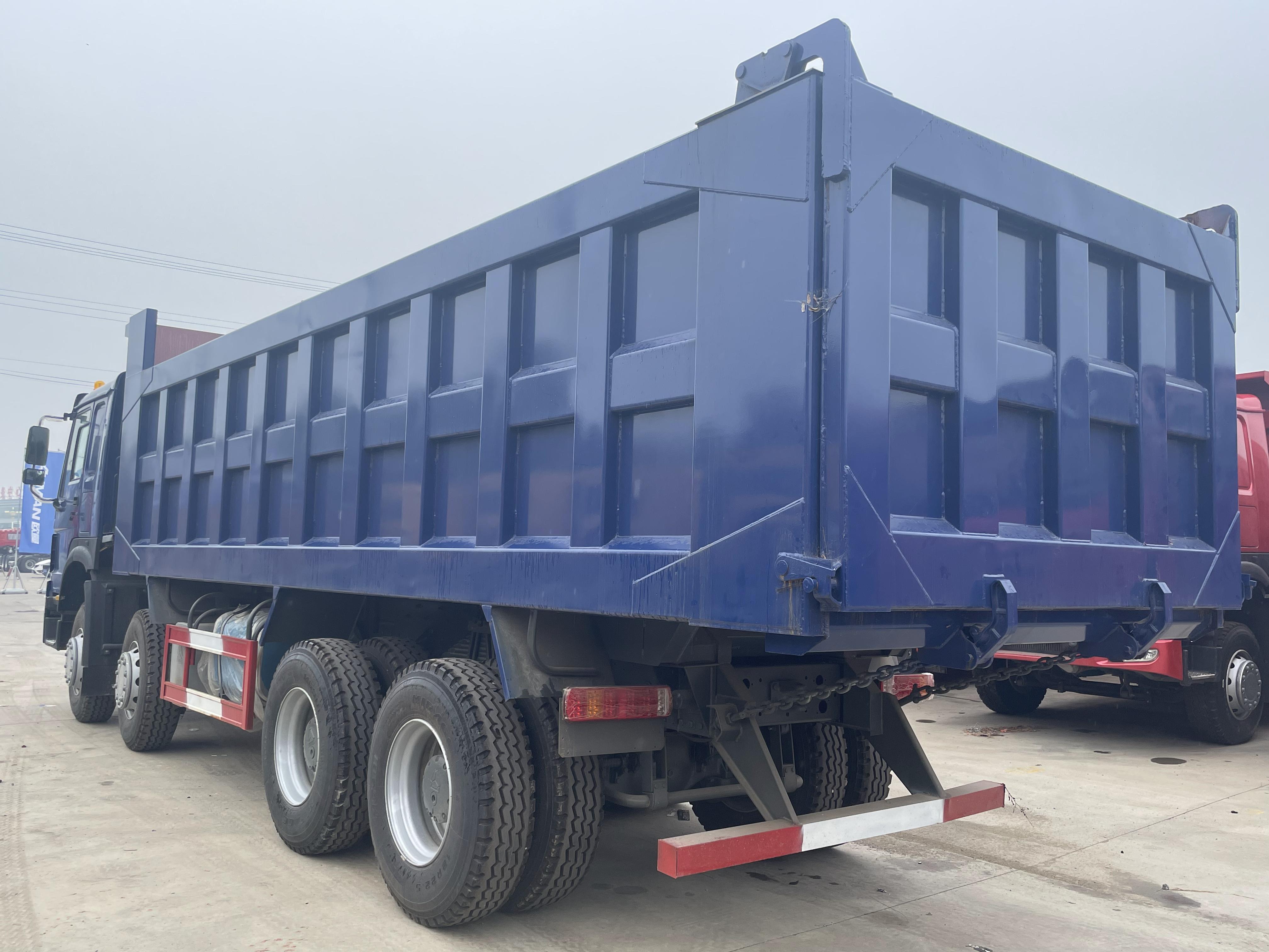 Heavy Duty Dump Truck