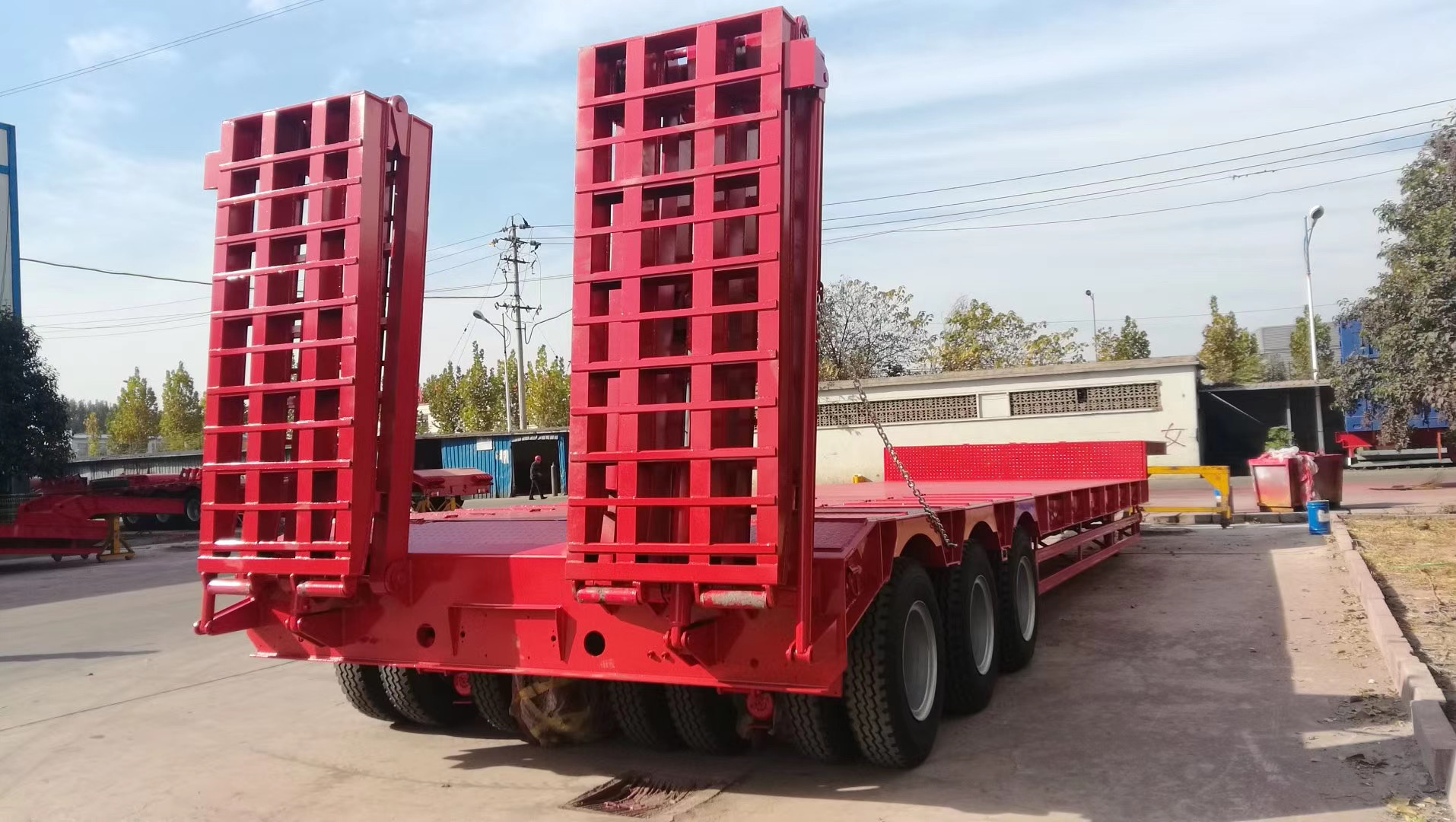 Heavy Duty Lowbed Semi- Trailer
