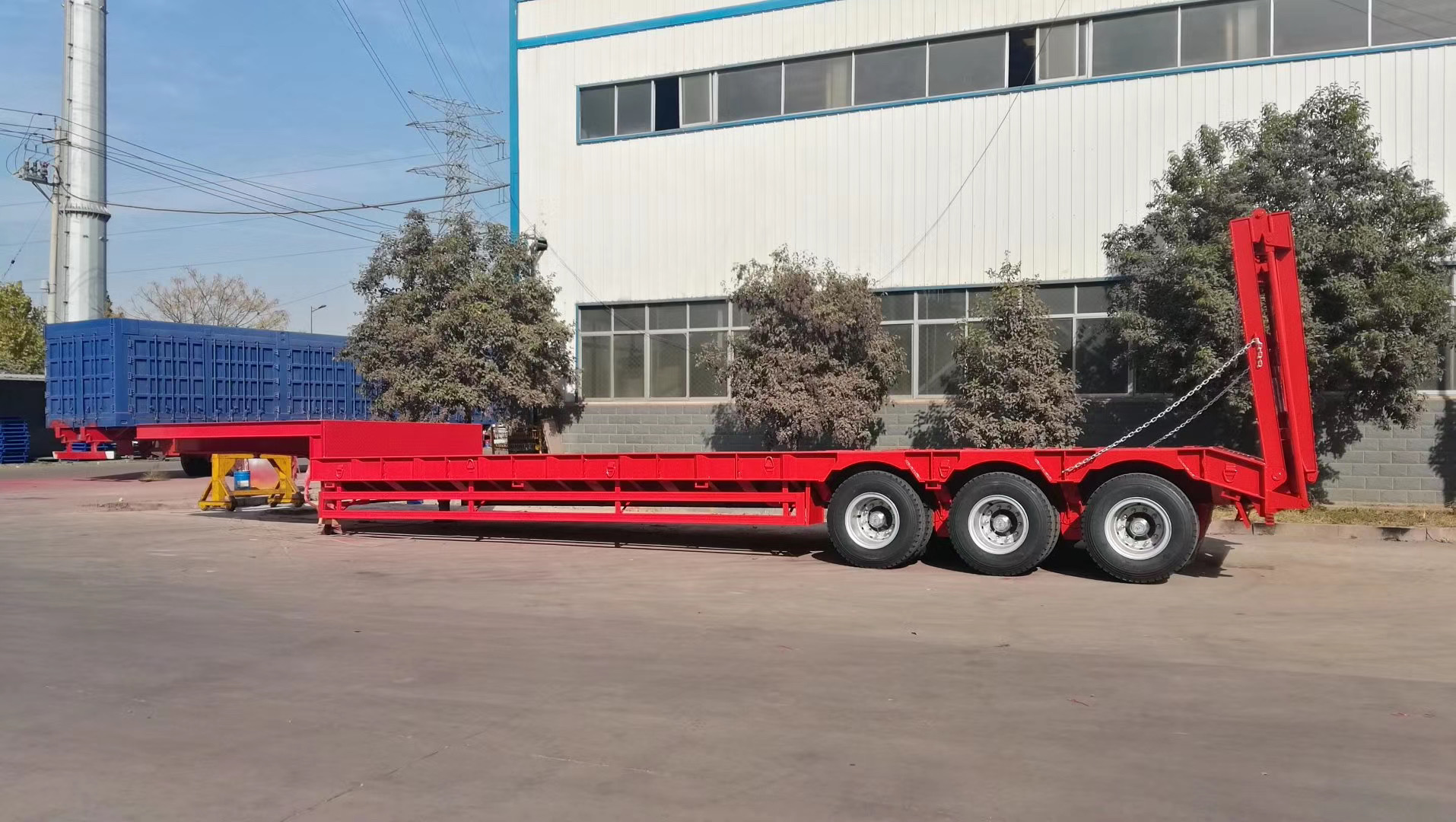 Heavy Duty Lowbed Semi- Trailer